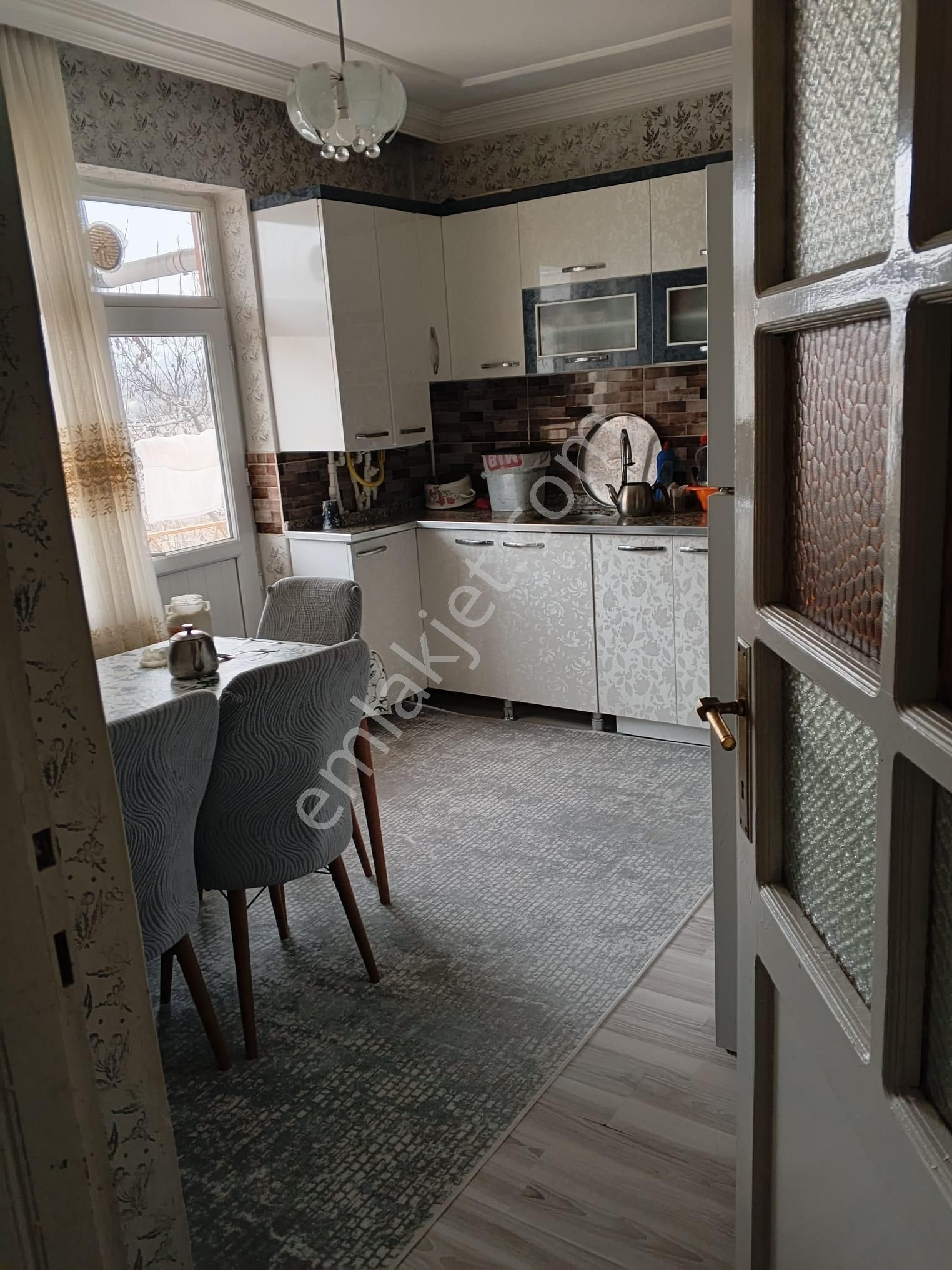 Hırhırik Gümüşkavakta 1114 Metre Arsa Payı 25 Yıllık Hasarsız Doğalgazlı 2 Kat Daire Satılıktır - Görsel 10