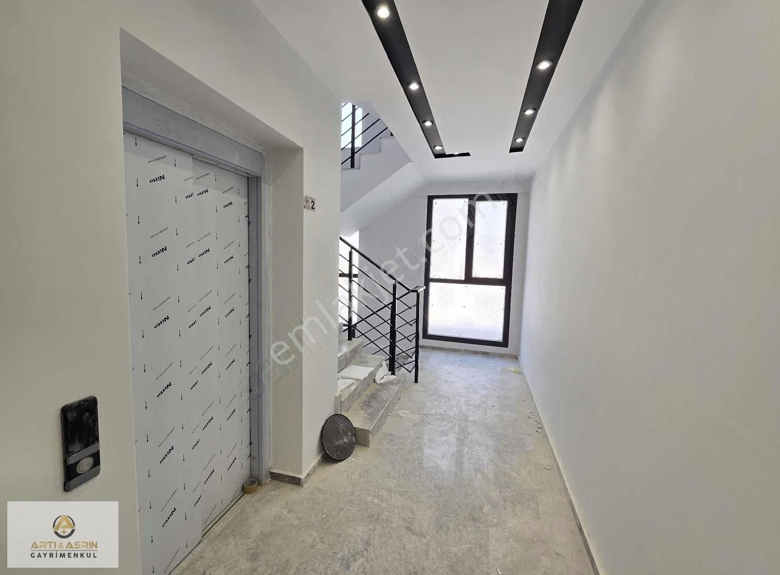 Kuşadası Kirazlı Yolu 2+1 Daire - Görsel 3