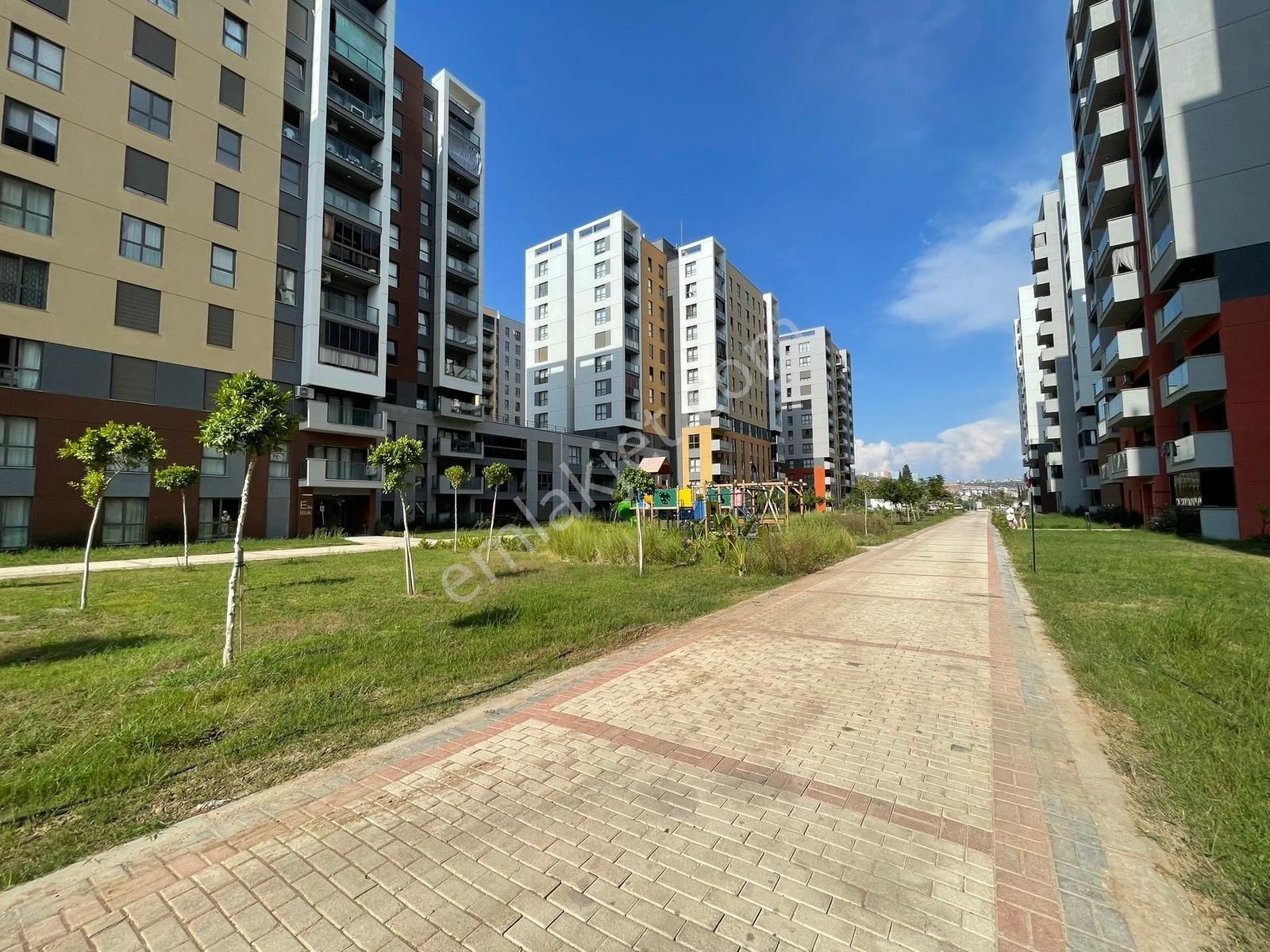 Sur Yapı Antalya'da Satılık 2+1 94m2 8. Kat Daire
