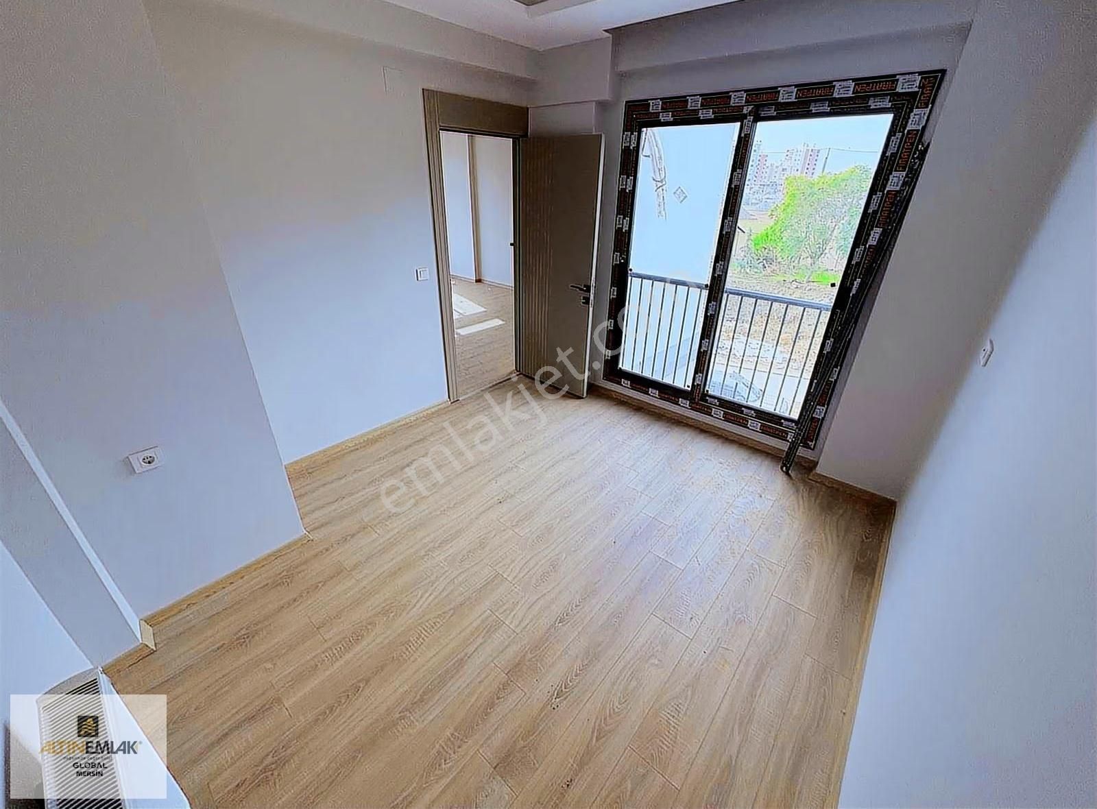 Altın Emlak'tn Futbol Sahası Arkası Ferah, Doğalgazlı 1+1 - Görsel 19