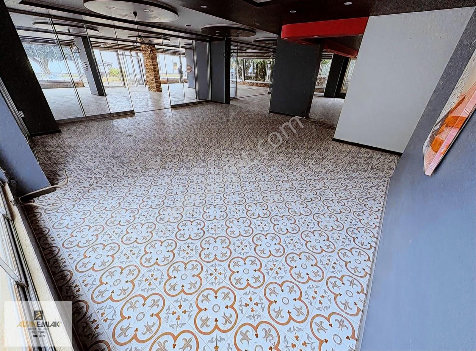Altın Emlak'tn Sahile Sıfır Kurumsala Kiralık Geniş Dükkan - Görsel 10