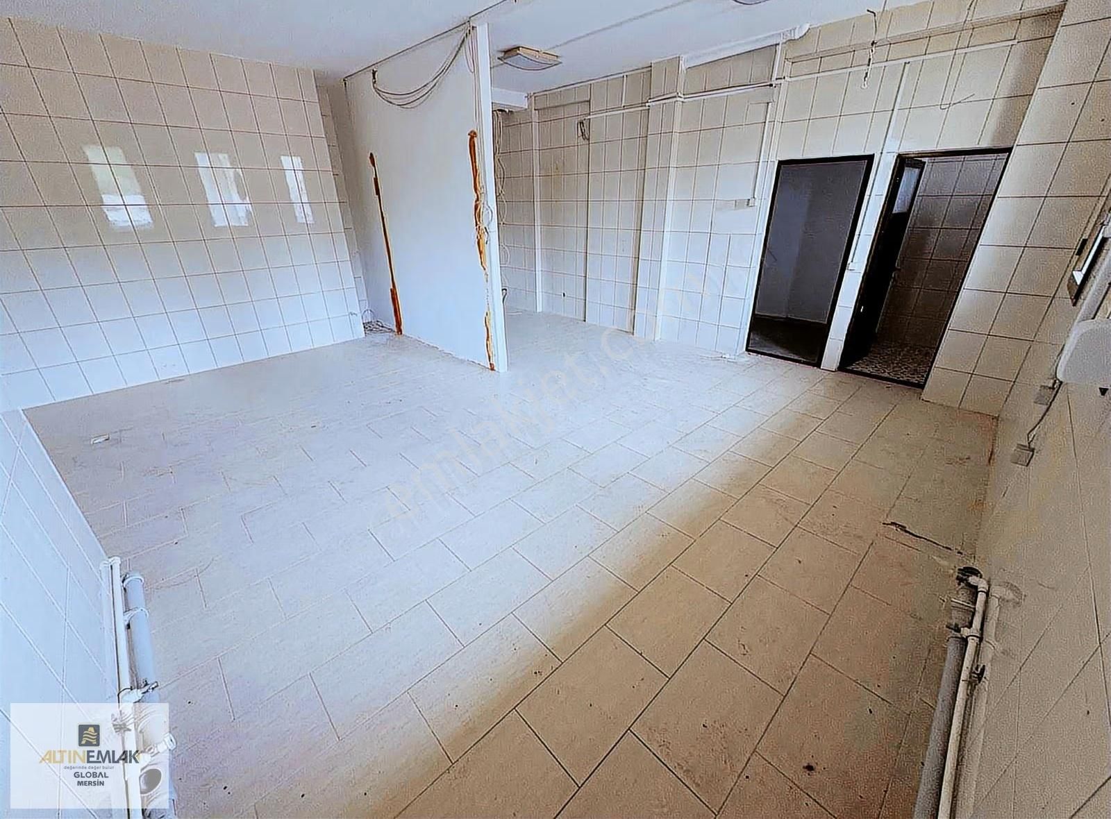 Altın Emlak'tn Sahile Sıfır Kurumsala Kiralık Geniş Dükkan - Görsel 8