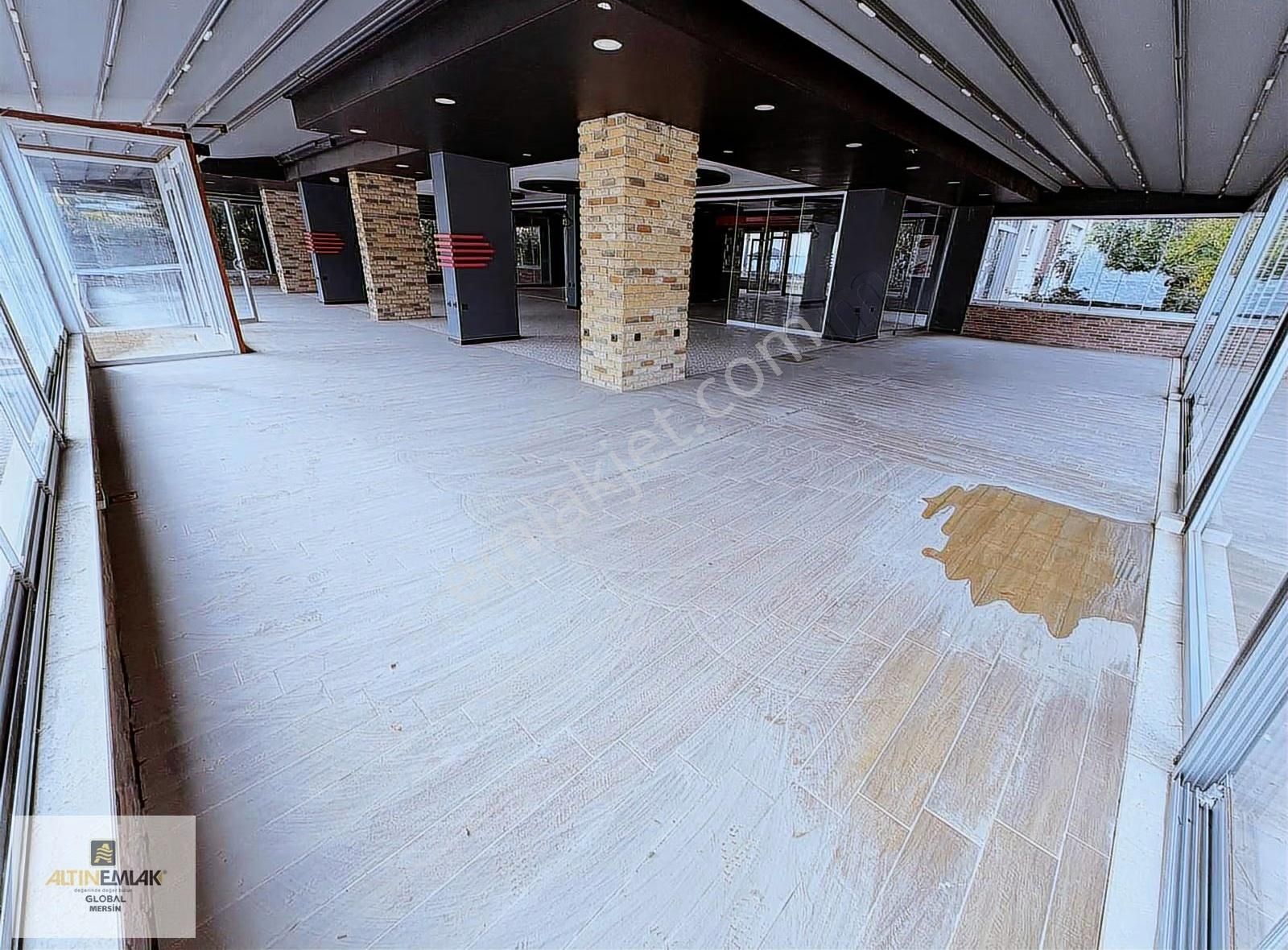 Altın Emlak'tn Sahile Sıfır Kurumsala Kiralık Geniş Dükkan - Görsel 12