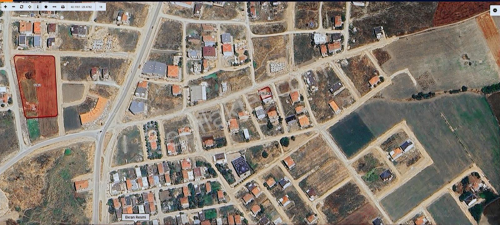 Sinan Emlaktan 15 Metrelik Caddeye Cephe Satılık Köşe Parsel - Görsel 4