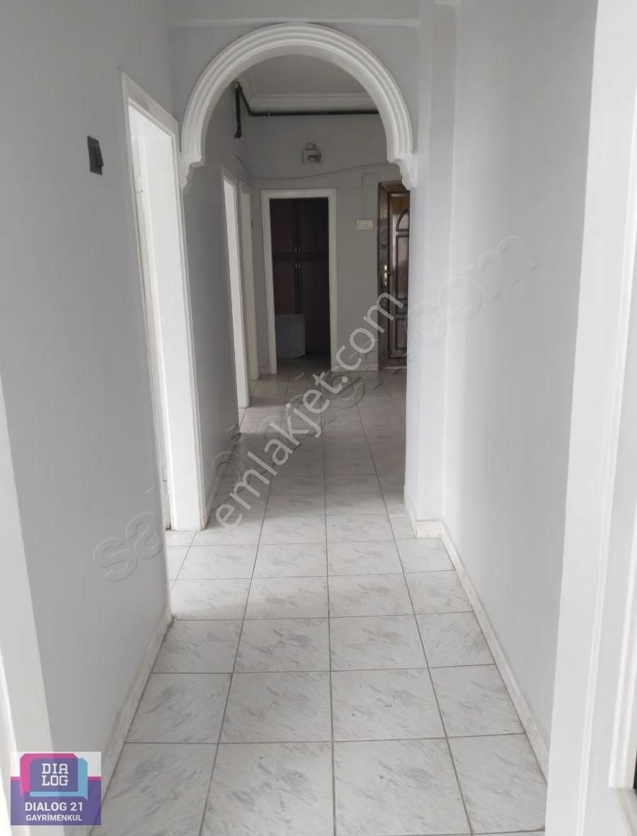 Ofis Tat Fırını Üstü Kiralık Pırıl Pırıl Daire - Görsel 2