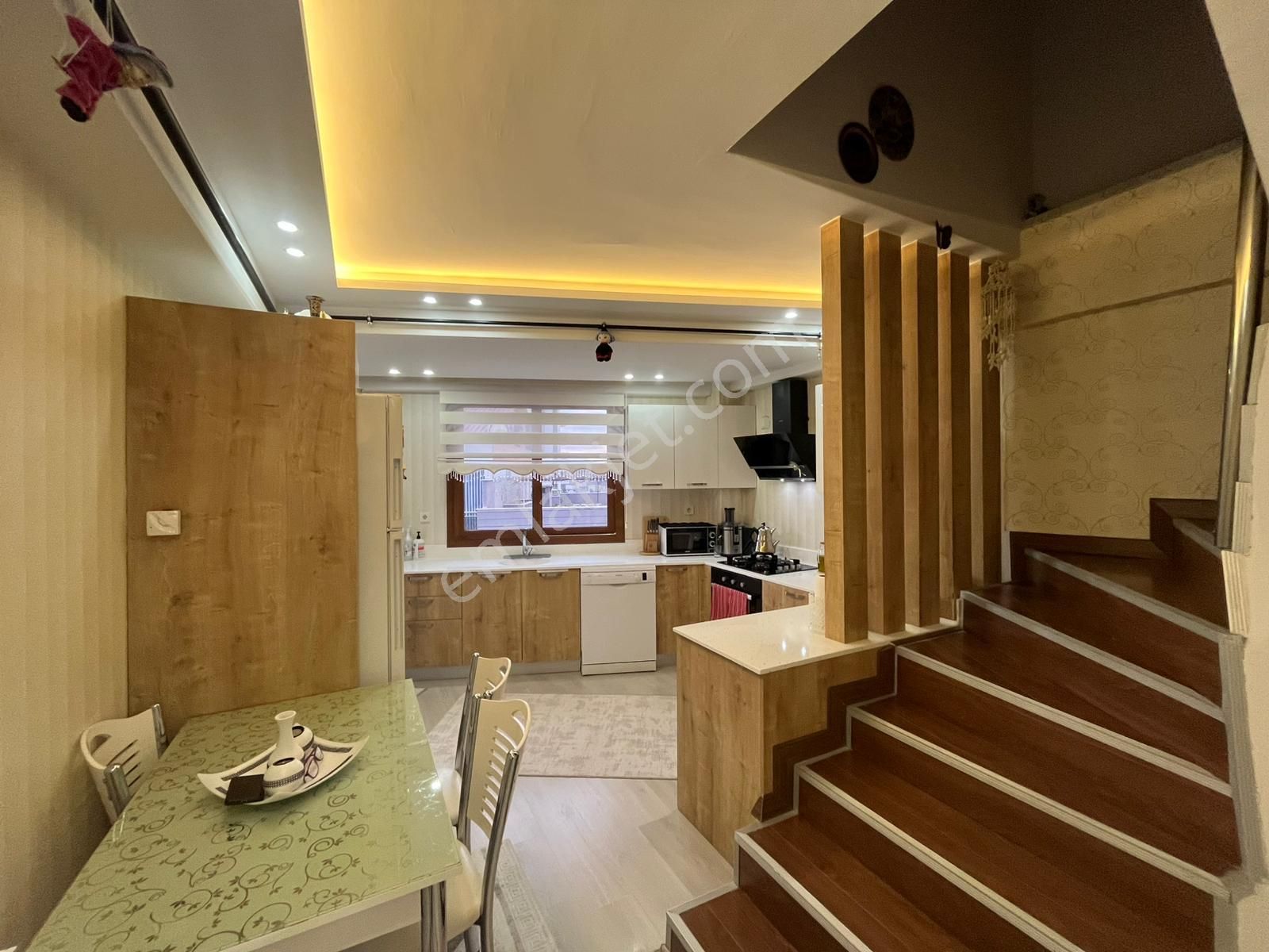 Yıldıztepe Mahallesin De Satılık 3+1 Lüks Dubleks Daire ! ! !