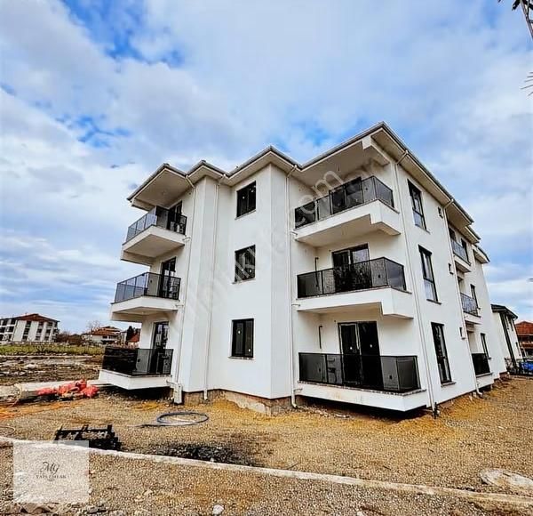 Mg Emlaktan Modern Tasarımlı 1+1 Daire