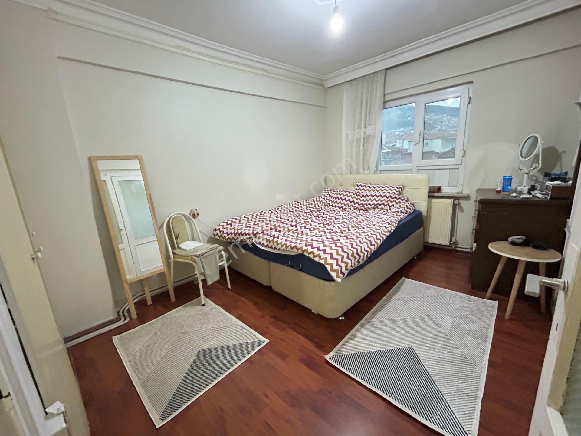 Bursa Yıldırım Çobanbeyde 2+1 85m2 3.(arakat) Kombili Daire - Görsel 11