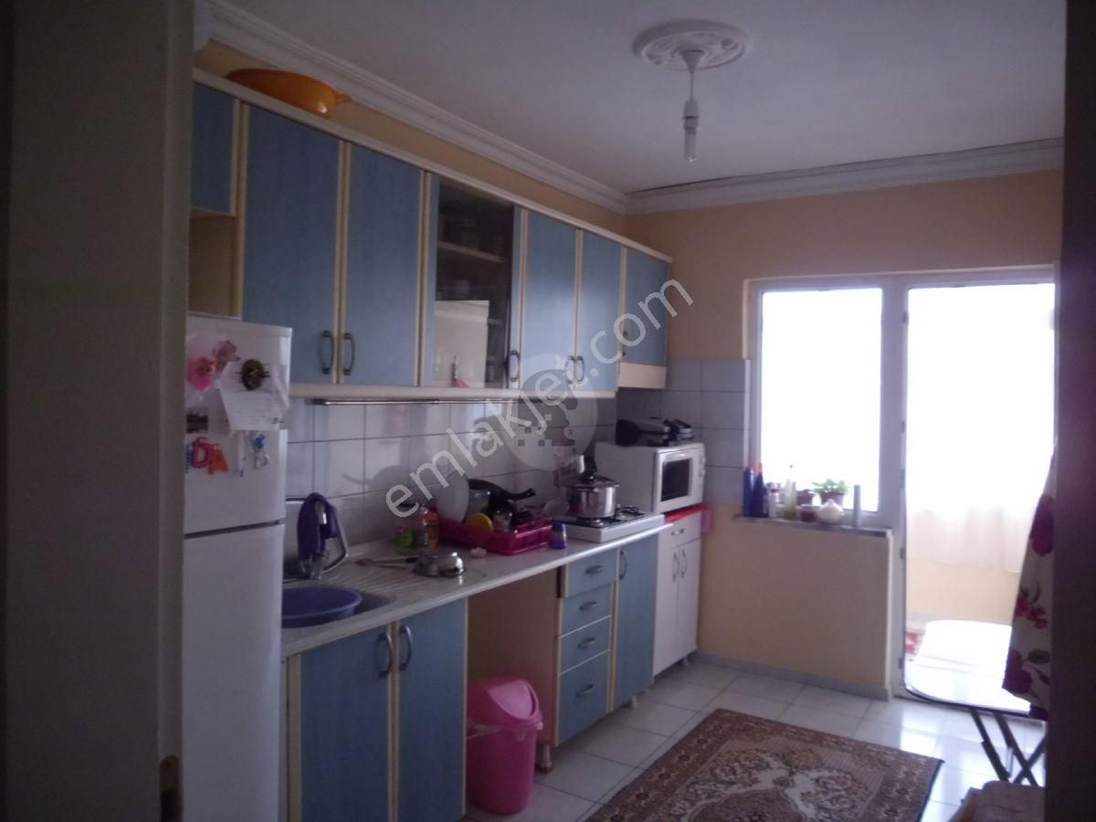 Kaymakamlık Binası Bitişiği Kiralık Daire P.no: 8536 M