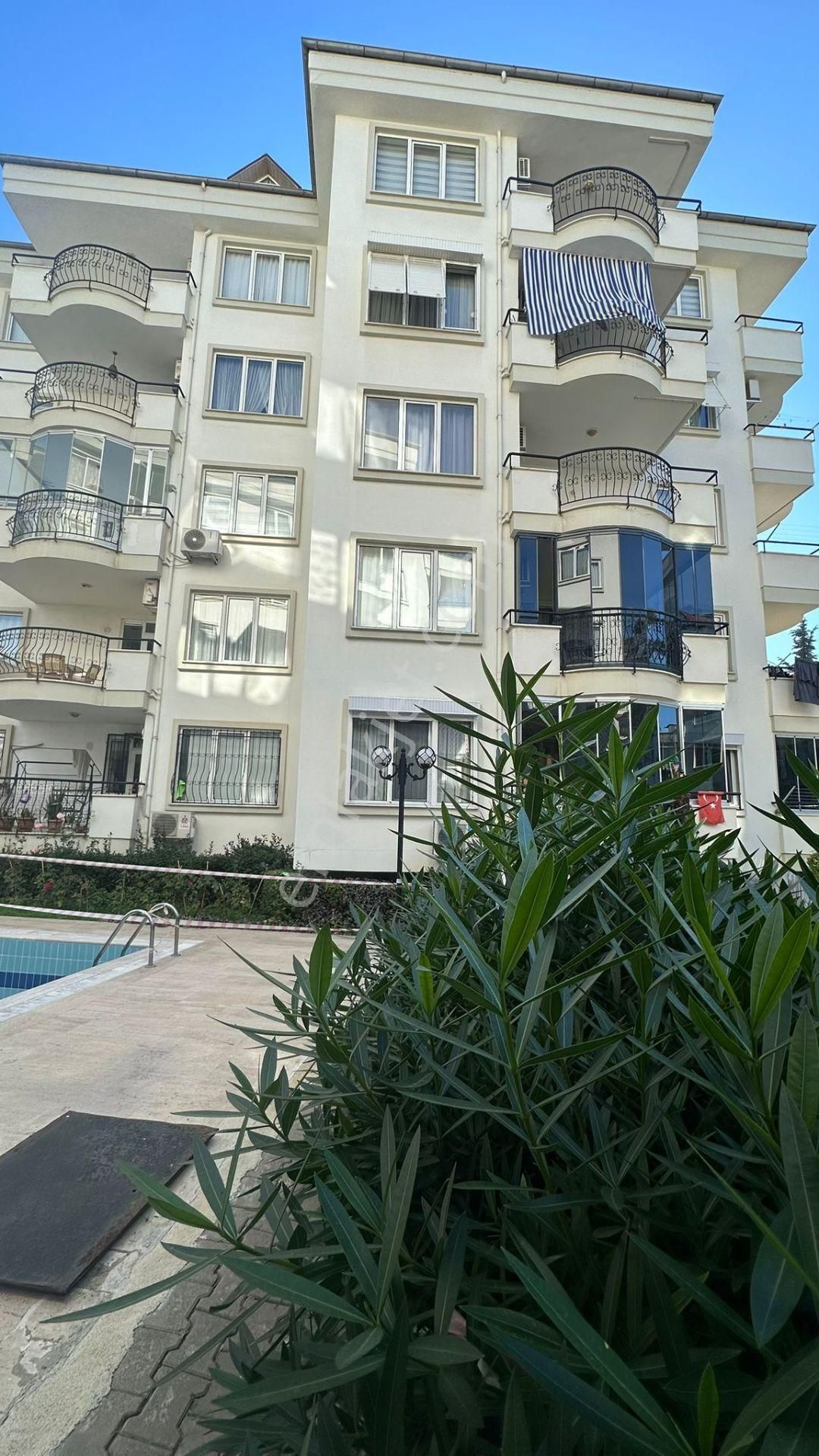 Alanya Güllerpınarı Mahallesi 2+1 Eşyalı Daire - Görsel 15