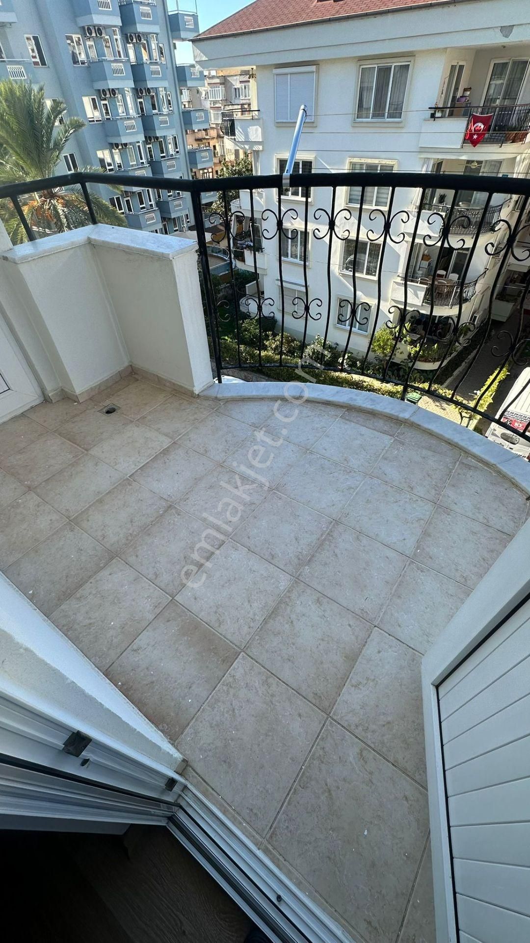 Alanya Güllerpınarı Mahallesi 2+1 Eşyalı Daire - Görsel 27