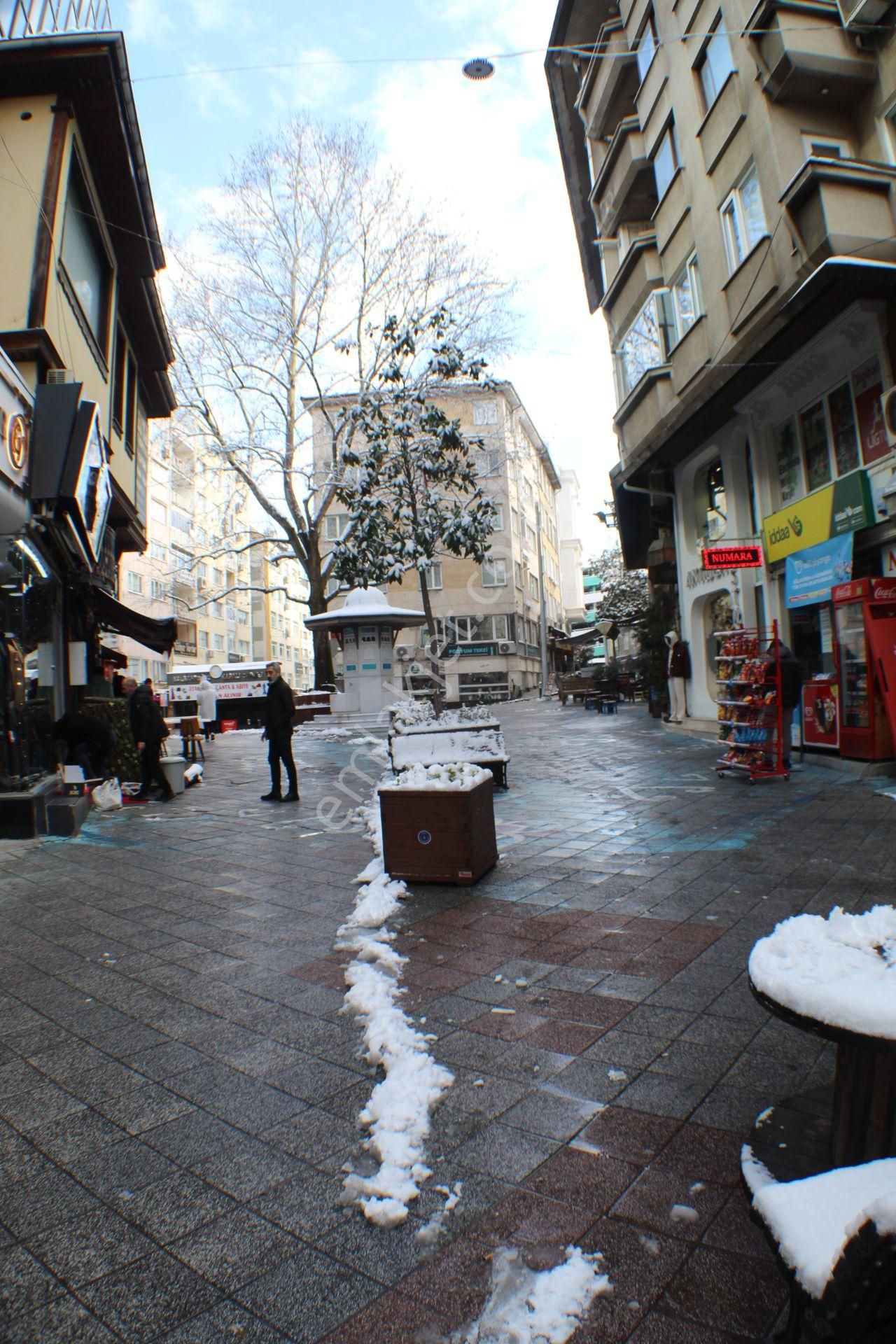 Bursa Osmangazi Nalbantoğlu Çarşısında Kiralık İş Yeri - Görsel 23