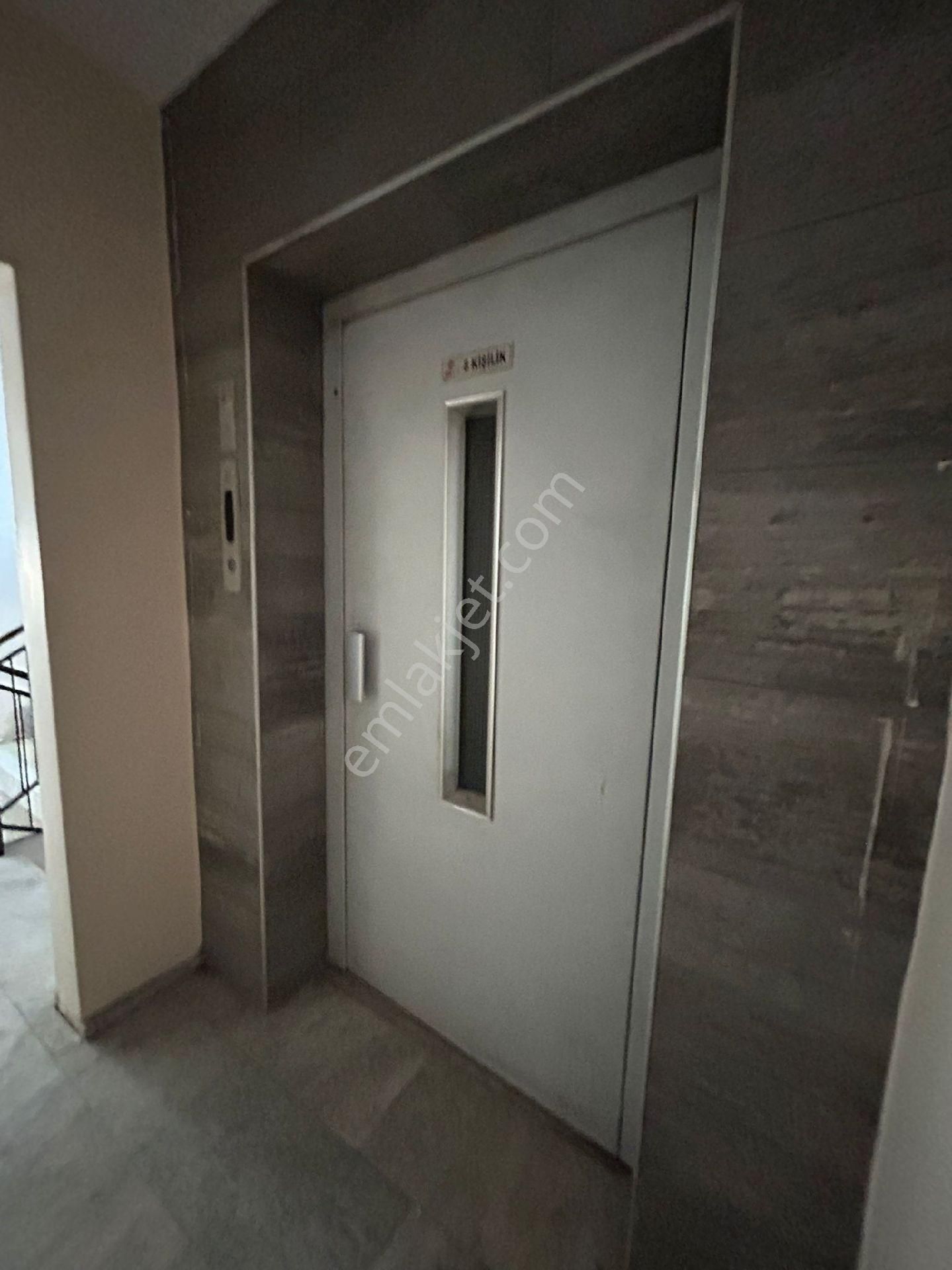 Canyapı'dan Ttm'de 1+1 Süper İster Ofis İster Daire - Görsel 7