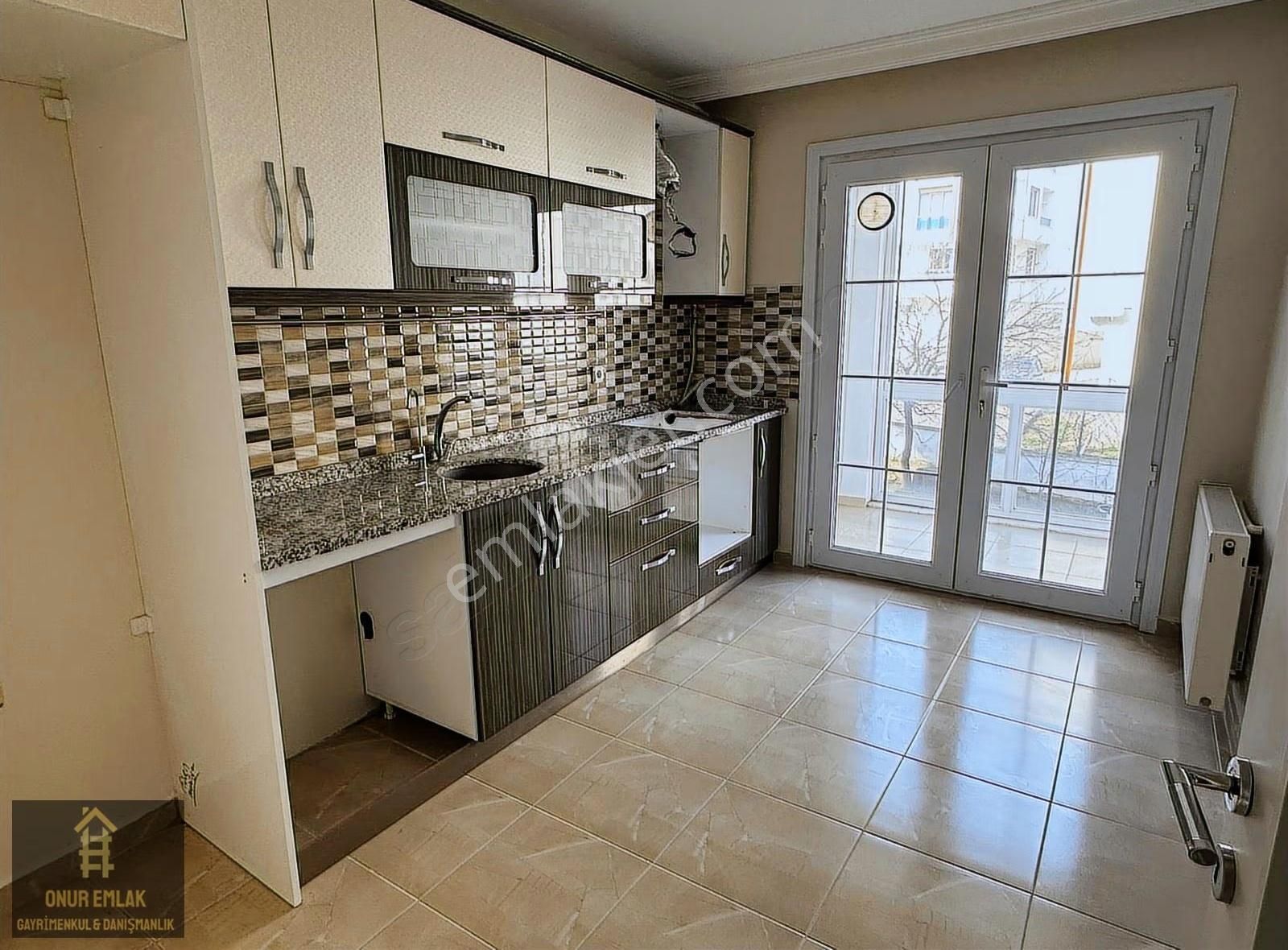 Gümüşyaka Merkezde Kat Mülkiyetli 3+1 Satılık Daire