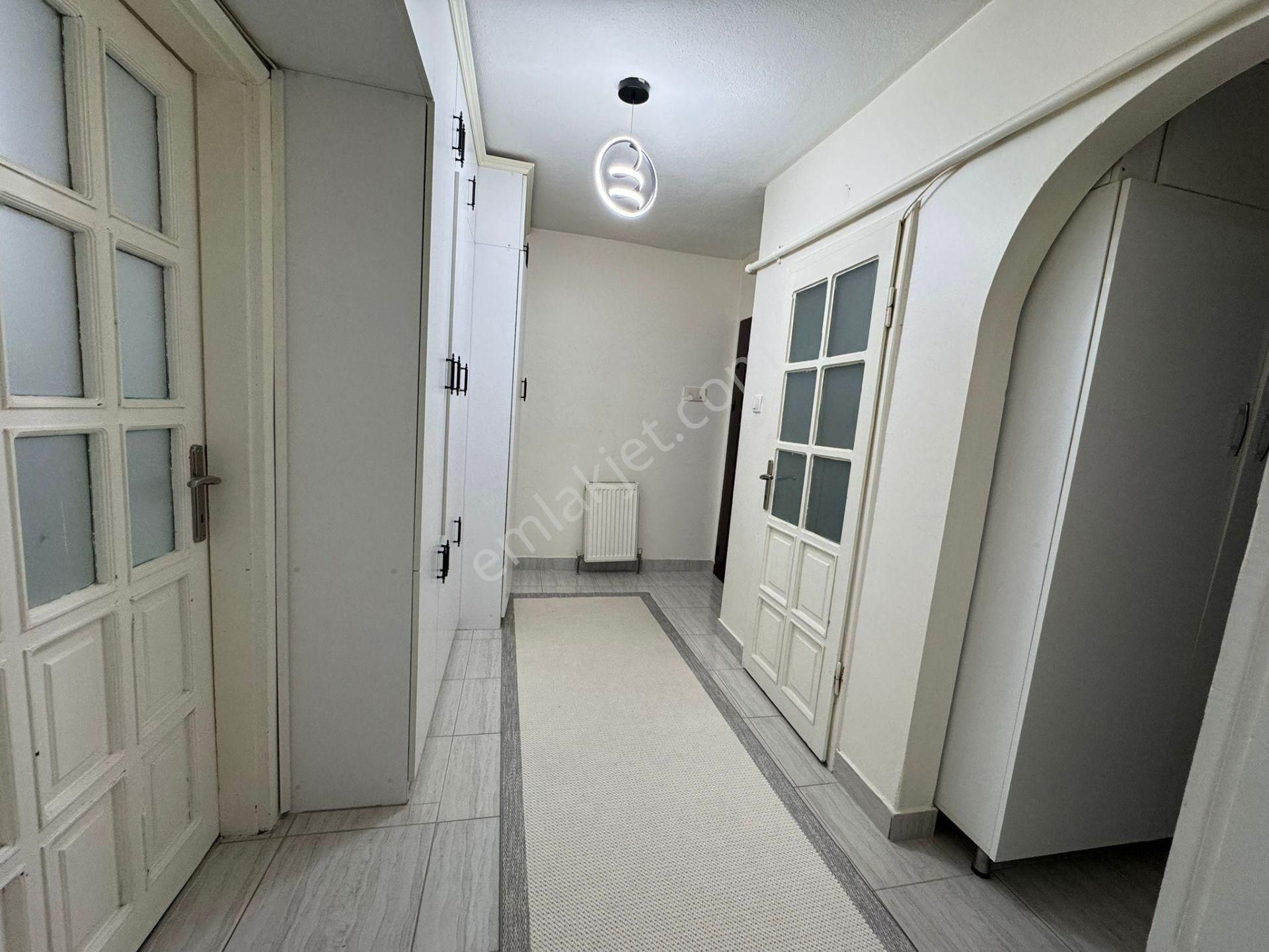 Yunus Emre Cad. Yakını Öney Sokak'da Giriş Kat Ön Cephe 2+1 - Görsel 8