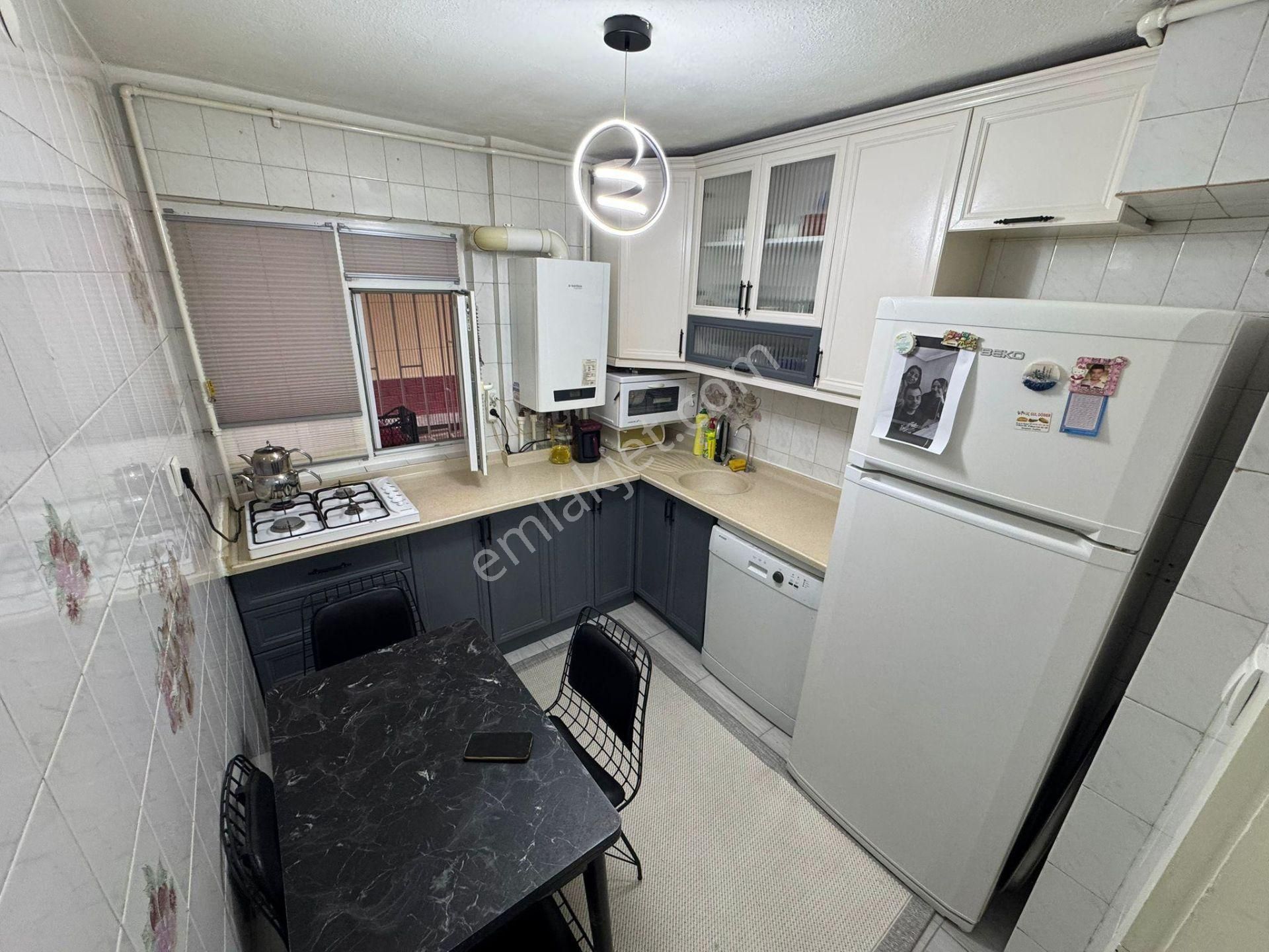 Yunus Emre Cad. Yakını Öney Sokak'da Giriş Kat Ön Cephe 2+1 - Görsel 7