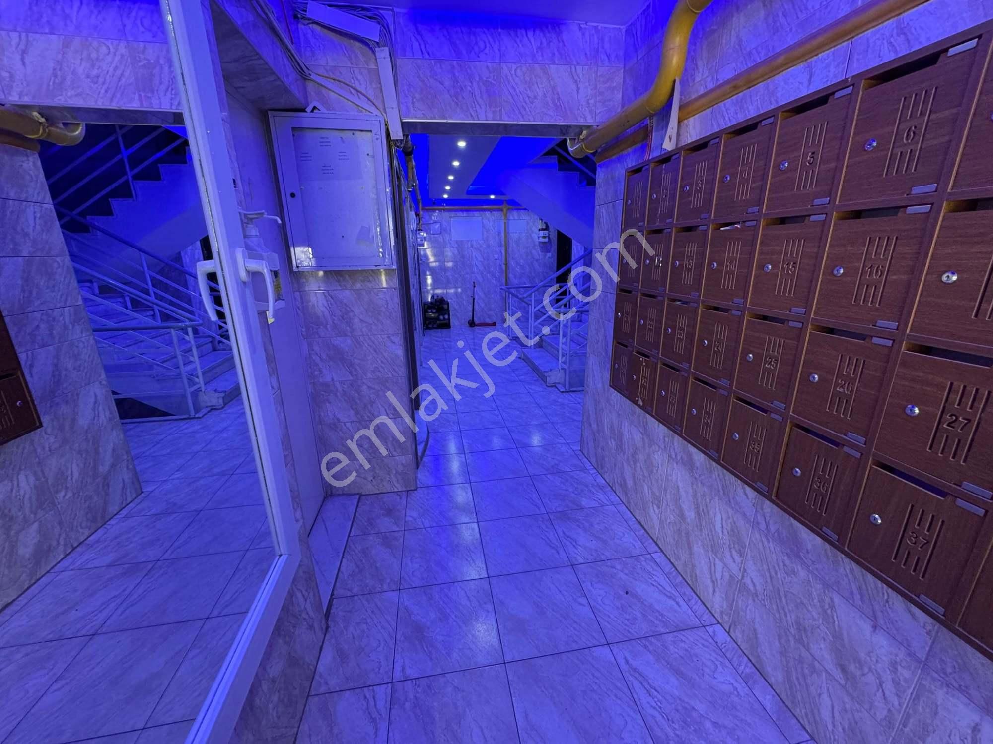 Çiğli Evka-5'te Kiralık Site İçerisinde 2+1 Daire - Görsel 23