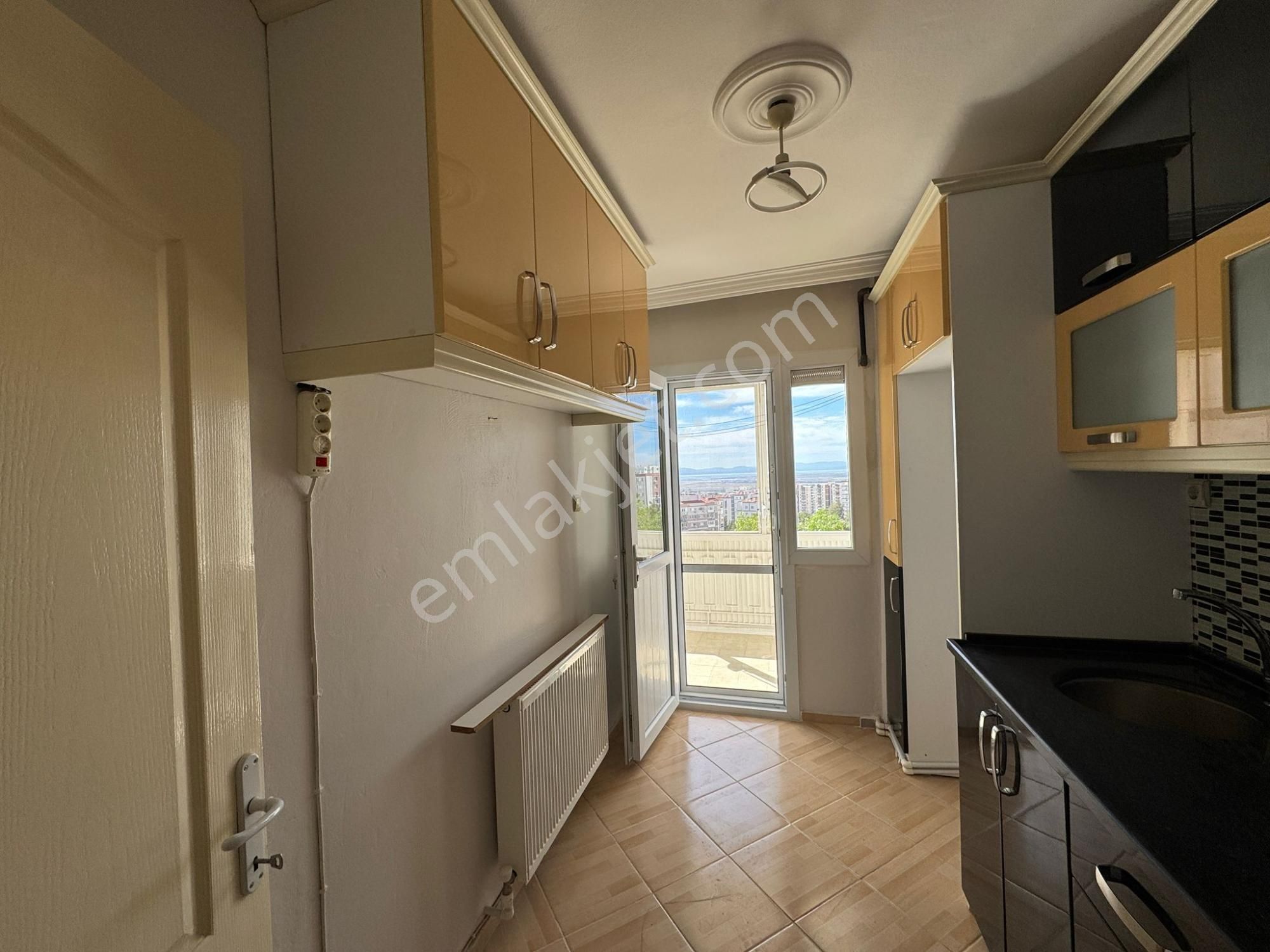 Çiğli Evka-5'te Kiralık Site İçerisinde 2+1 Daire - Görsel 15