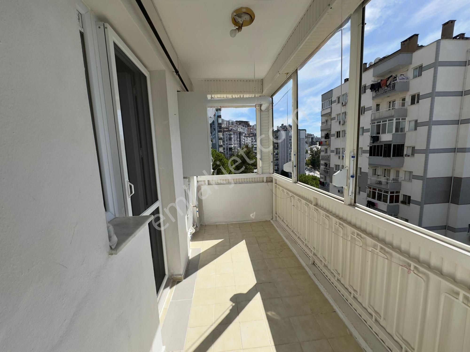 Çiğli Evka-5'te Kiralık Site İçerisinde 2+1 Daire - Görsel 27