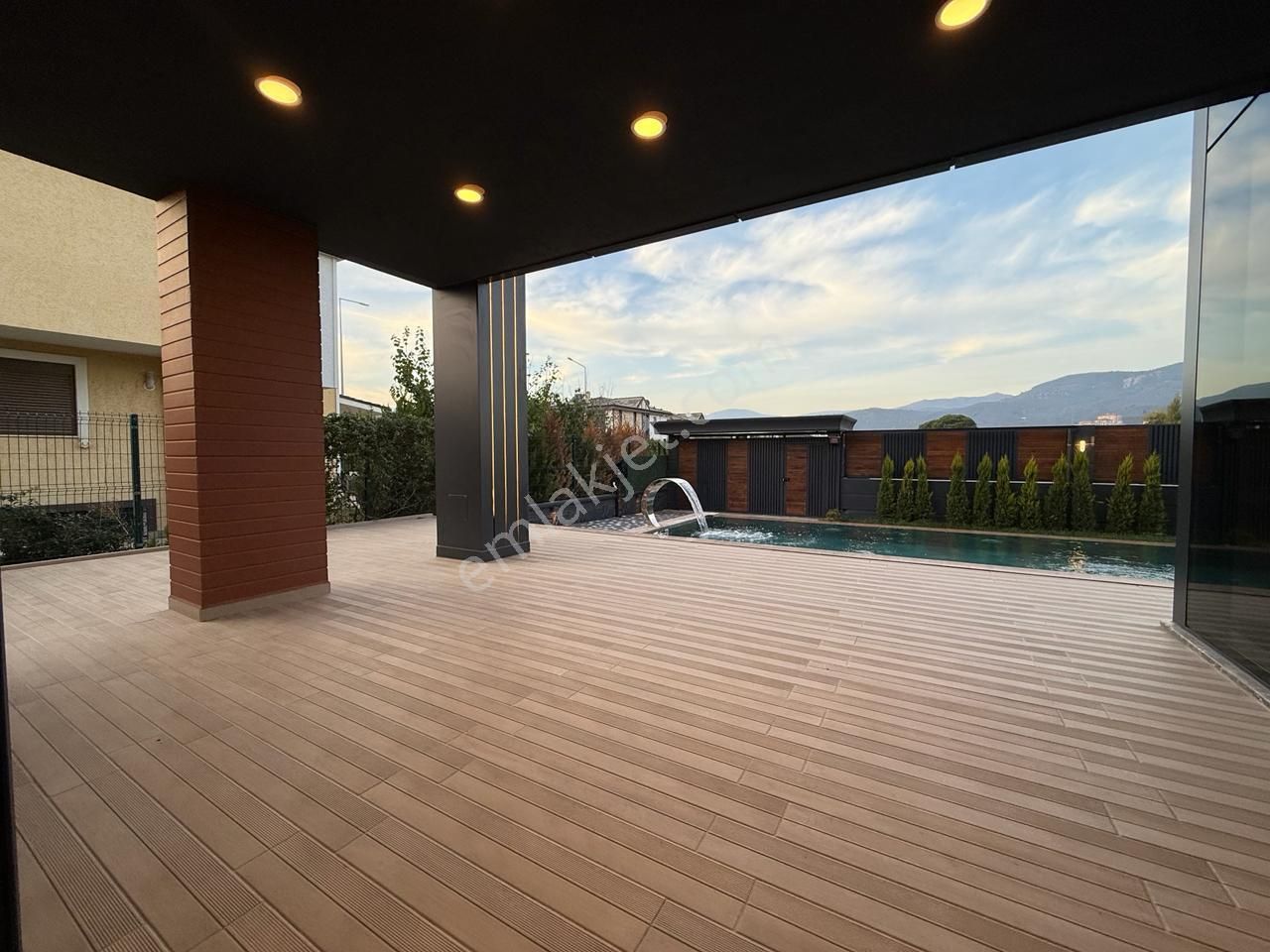 ✨akçay Ay Emlaktan✨hamidiye'de Hayallerinizi Süsleyecek Yüzme Havuzlu Satılık 5+1 Müstakil Villa - Görsel 6