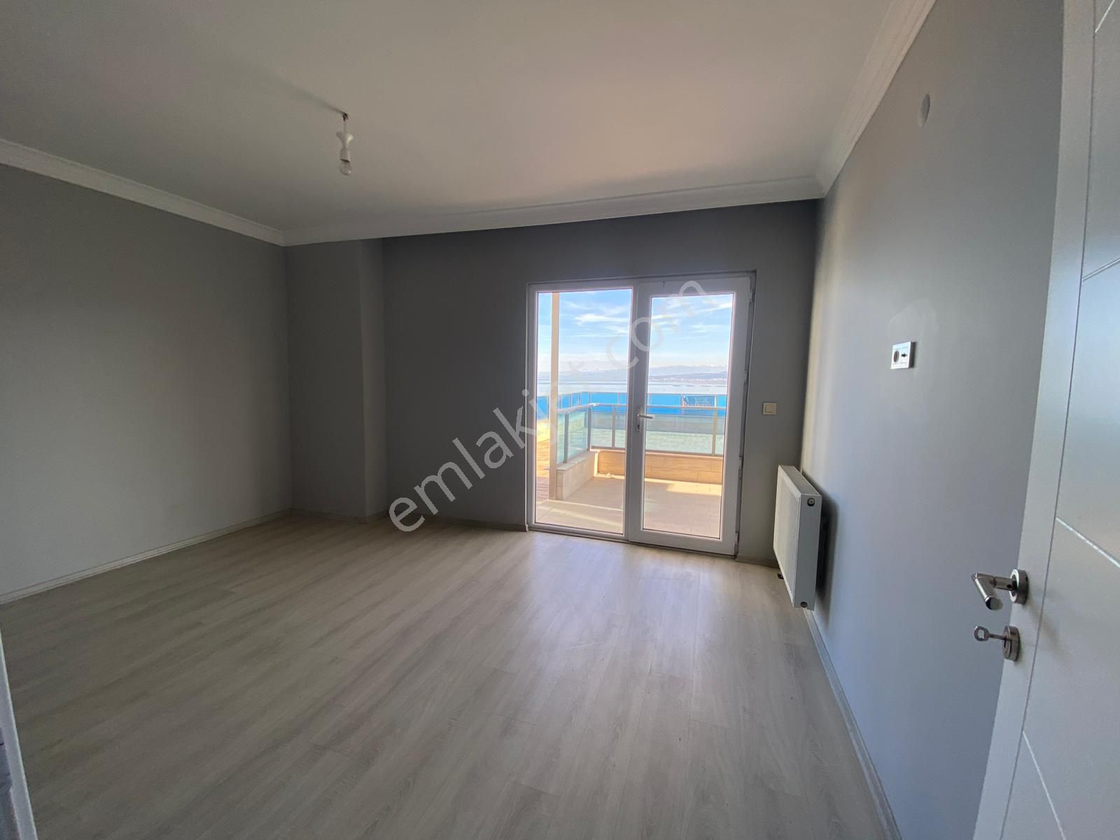 Trabzon Yalıncak'ta Kiralık 4+1 Daire - Görsel 11