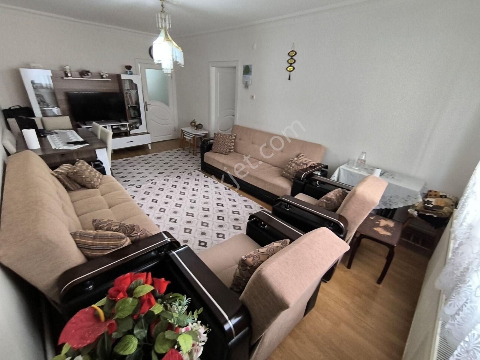 Koza Emlak'tan Atatürk Mahalesinde Ara Katta Güney - Ön Cephe De 3+1 Satılık Daireeee - Görsel 8