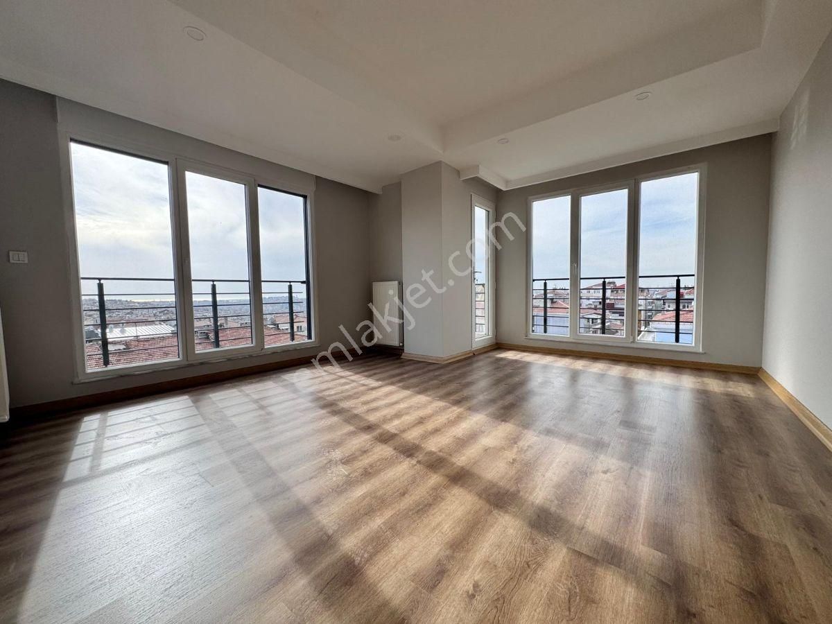 Next House'dan Cumhuriyet Mah. 3+2 Kiralık Güney Cephe Dubleks