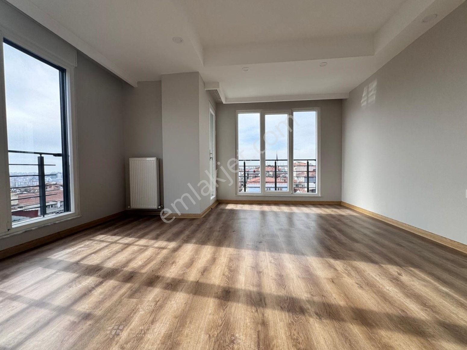 Next House'dan Cumhuriyet Mah. 3+2 Kiralık Güney Cephe Dubleks - Görsel 3