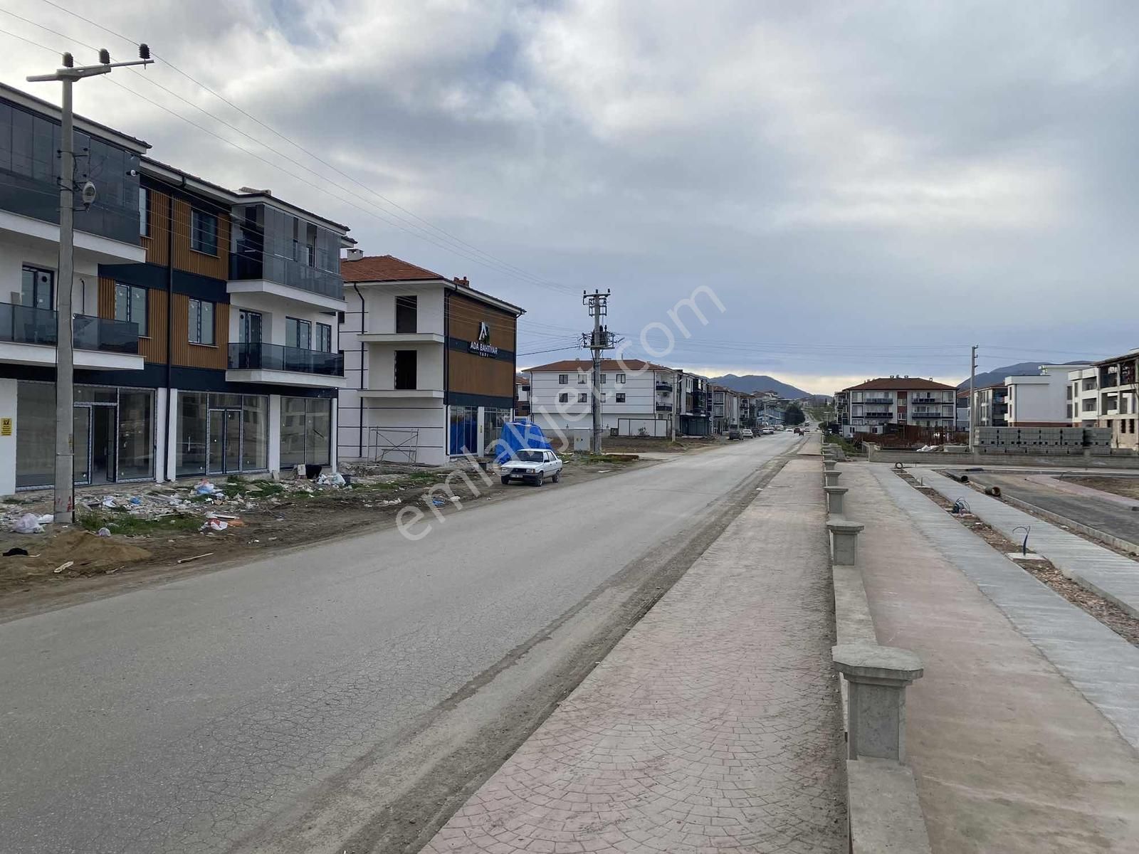 Ayhan Hepdiker Den Fatih Mah.200m2 +100m2 Açık Alanlı İşyeri - Görsel 6