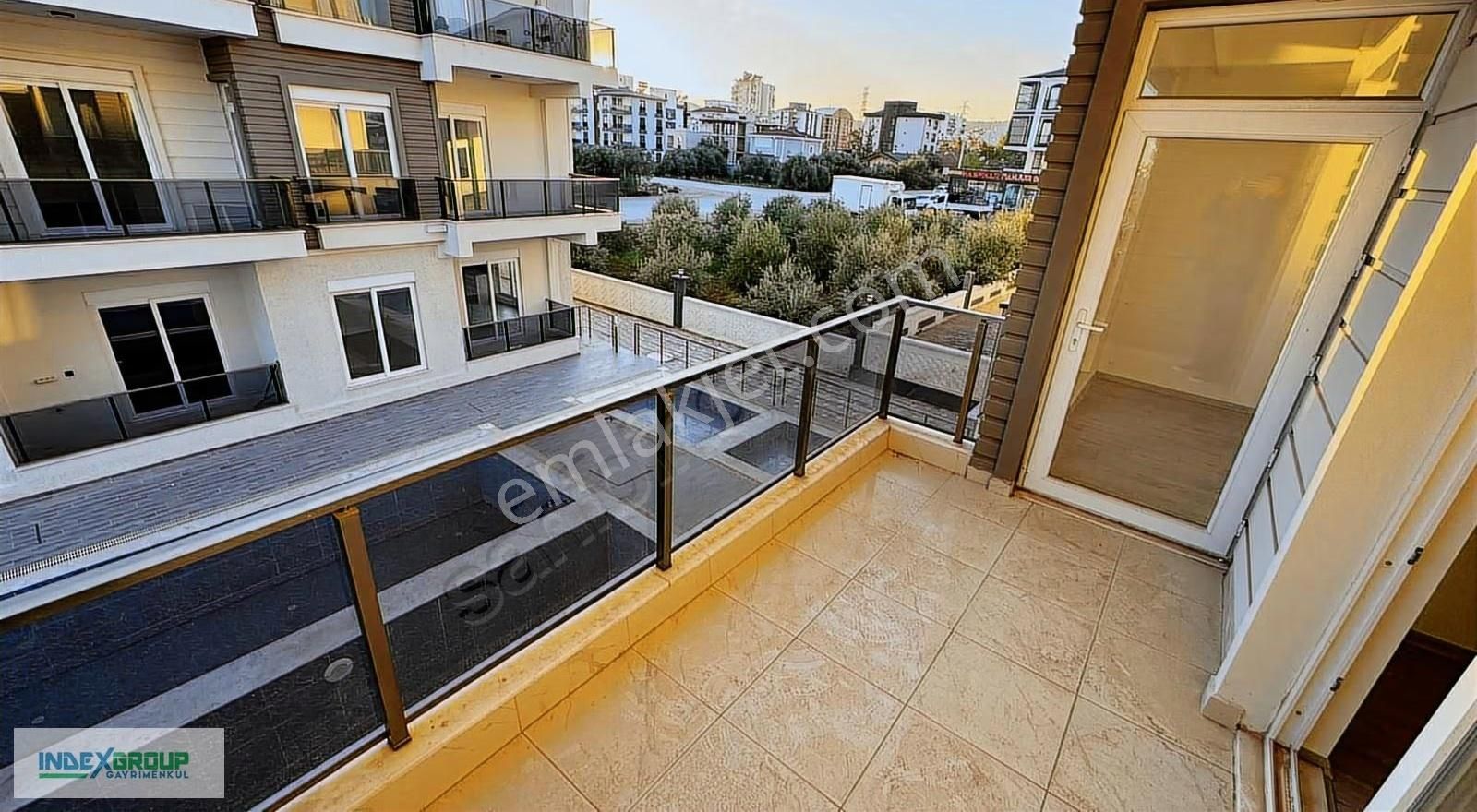 Ayanoğlu'nda Muhteşem Konumda Yüzme Havuzlu 1+1 Kiralık Daire - Görsel 2