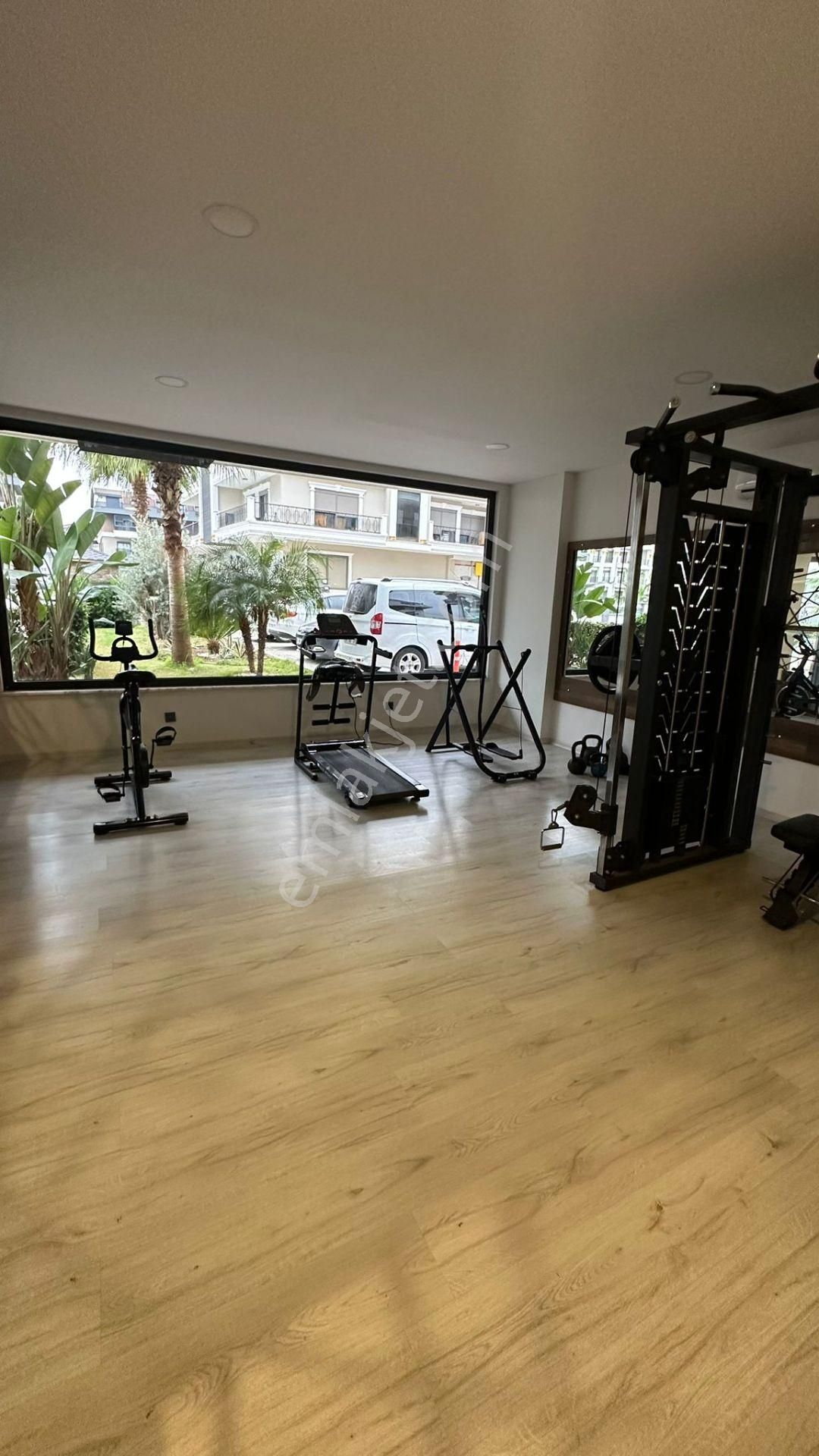 Alanya Oba Mah. | Flora Garden Havuz Manzaralı • Full Sosyal Tesisli • 1+1 Eşyalı Daire - Görsel 10