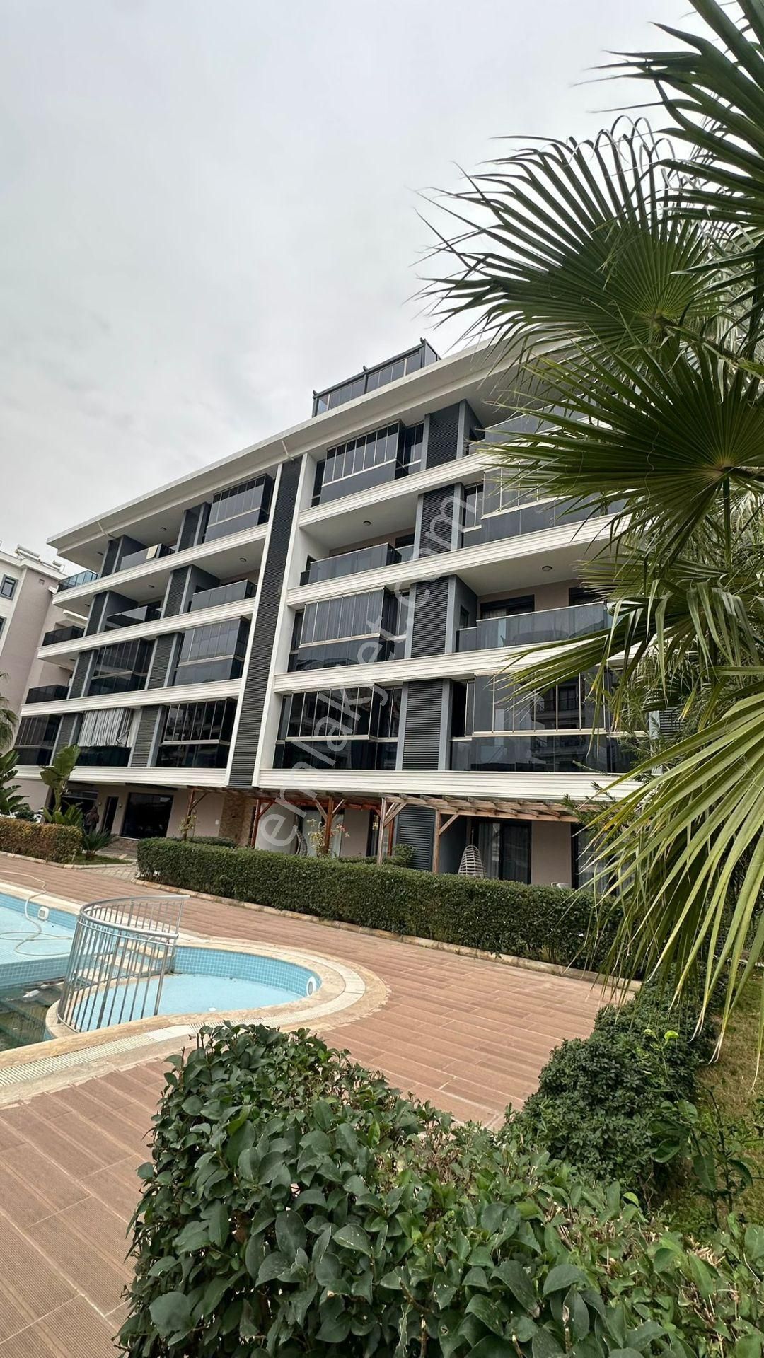 Alanya Oba Mah. | Flora Garden Havuz Manzaralı • Full Sosyal Tesisli • 1+1 Eşyalı Daire - Görsel 16