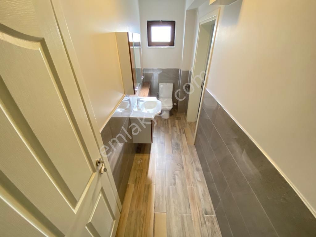 ꧁akçay Ay Emlak'tan꧂çamlıbel'de Deniz Ve Dağ Manzaralı Havuzlu Satılık 6+1 Tam Bağımsız Taş Villa - Görsel 24