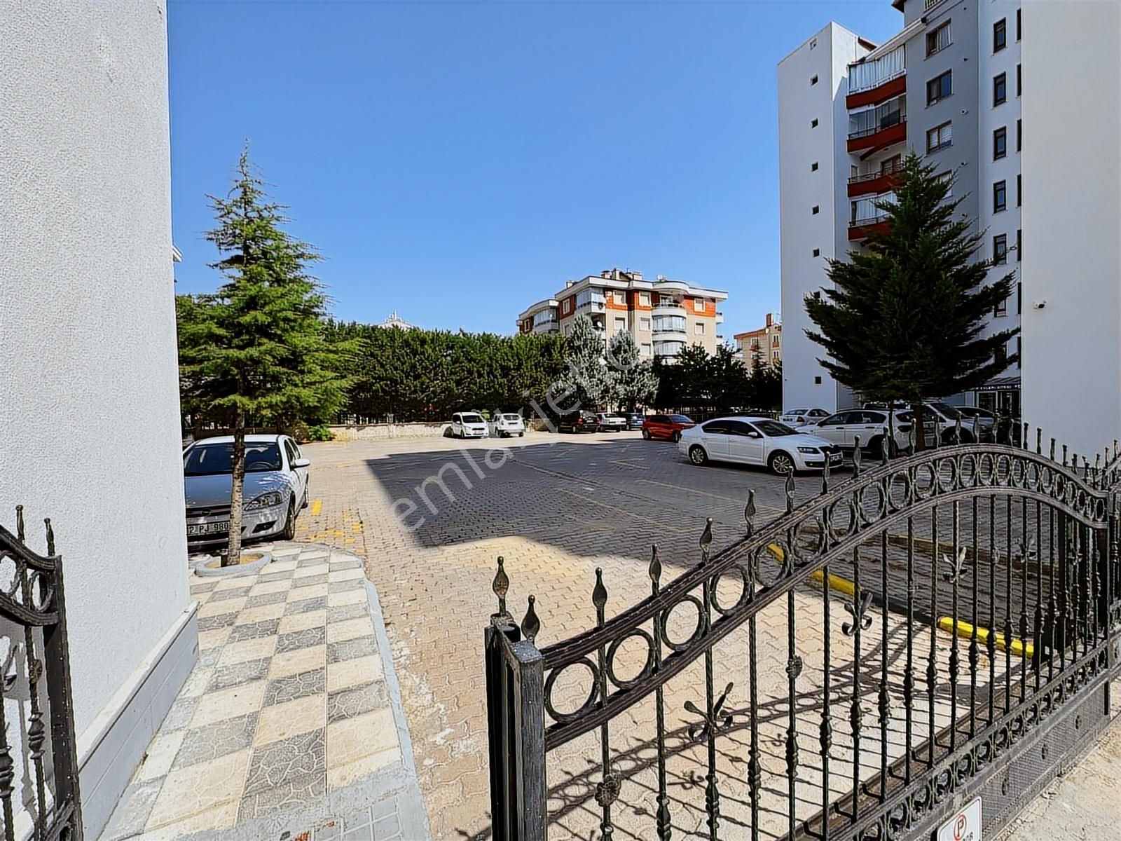 Fiyat Düştü Acil Satılık Otogar Yanında - Görsel 2