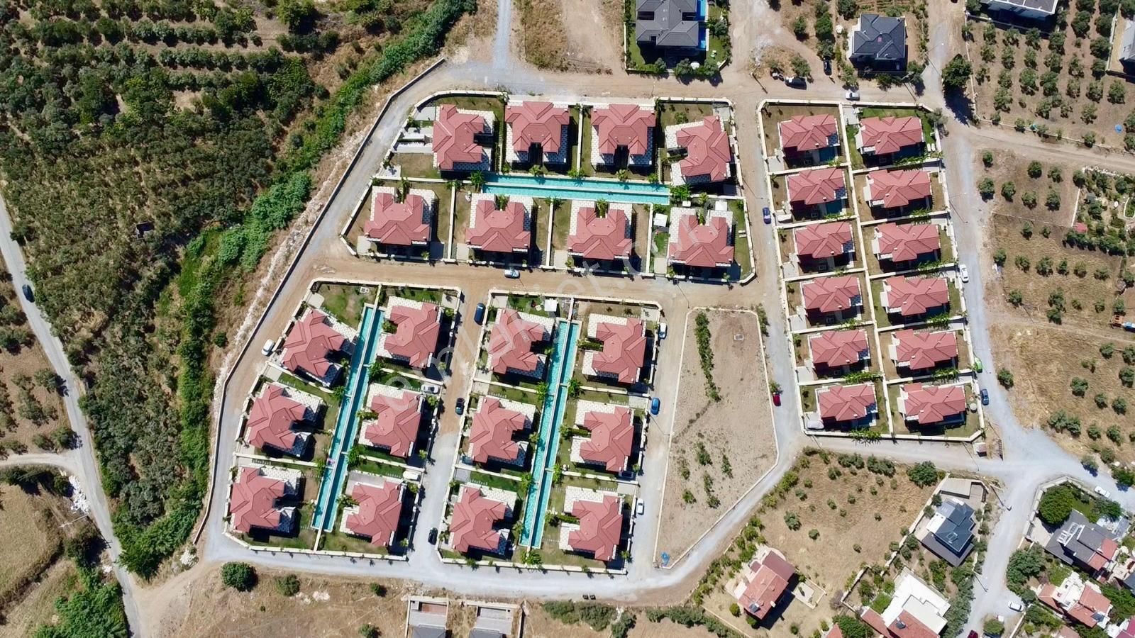 Kuşadası Davutlar Termalde Satılık 3+1 Villa - Görsel 6