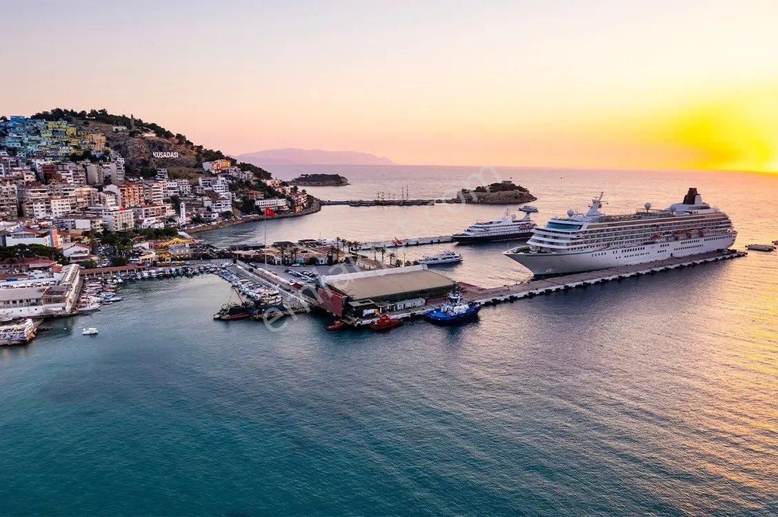 Kuşadası Davutlar Termalde Satılık 3+1 Villa - Görsel 16