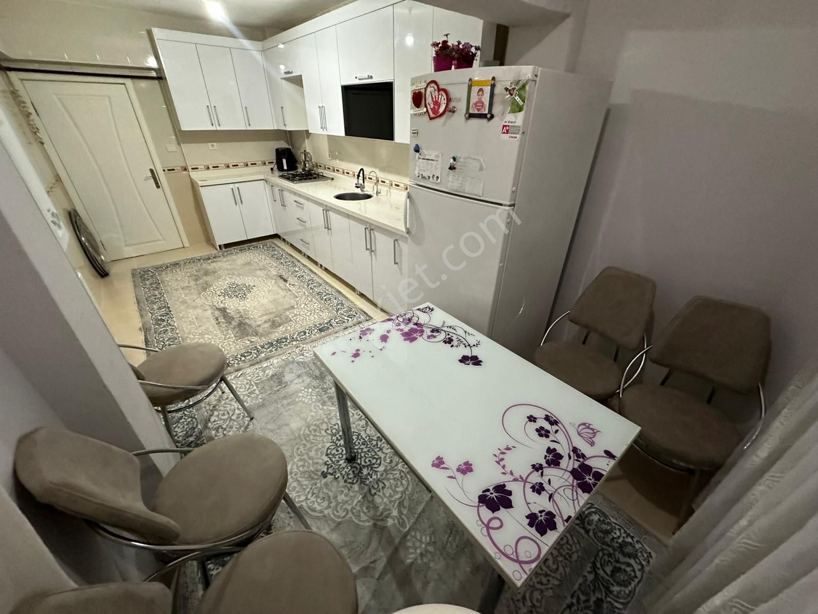 Hayal^den Malazgirt Mh^de Ara Katta Ön Cp. Geniş Full Yapılı Asansörlü 3+1 Daire - Görsel 4