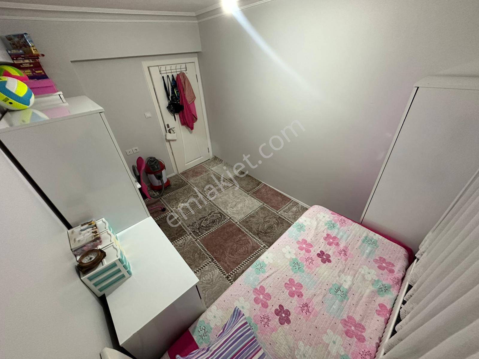 Hayal^den Malazgirt Mh^de Ara Katta Ön Cp. Geniş Full Yapılı Asansörlü 3+1 Daire - Görsel 18