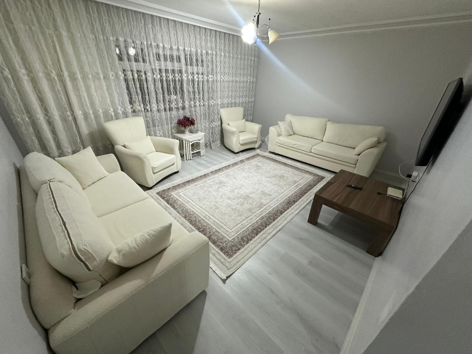 Hayal^den Malazgirt Mh^de Ara Katta Ön Cp. Geniş Full Yapılı Asansörlü 3+1 Daire - Görsel 6