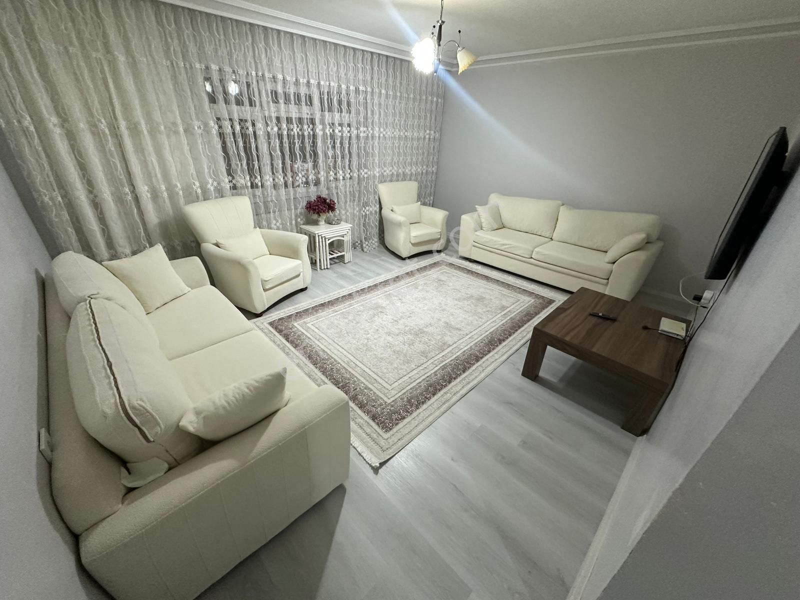 Hayal^den Malazgirt Mh^de Ara Katta Ön Cp. Geniş Full Yapılı Asansörlü 3+1 Daire - Görsel 7