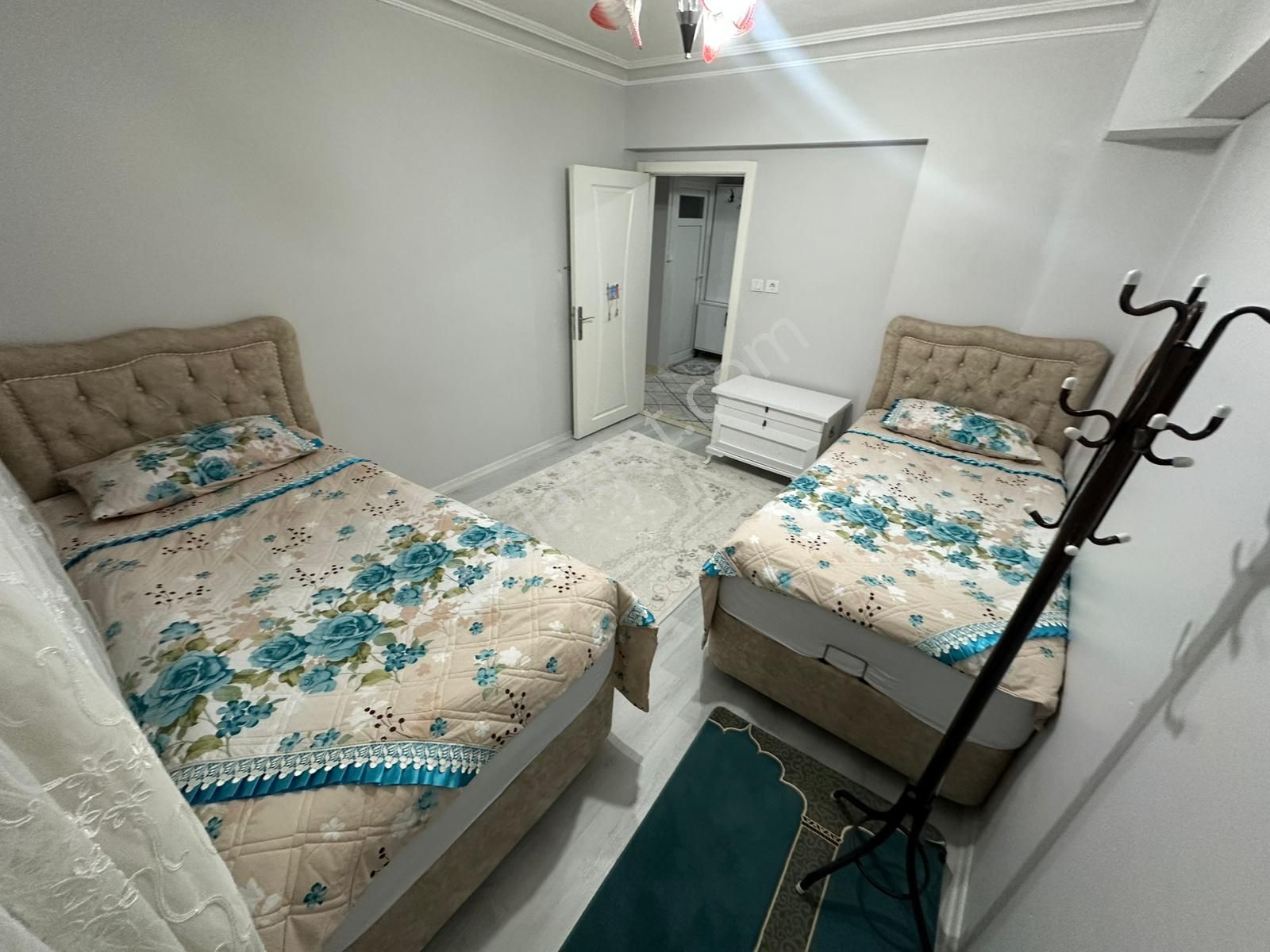 Hayal^den Malazgirt Mh^de Ara Katta Ön Cp. Geniş Full Yapılı Asansörlü 3+1 Daire - Görsel 15