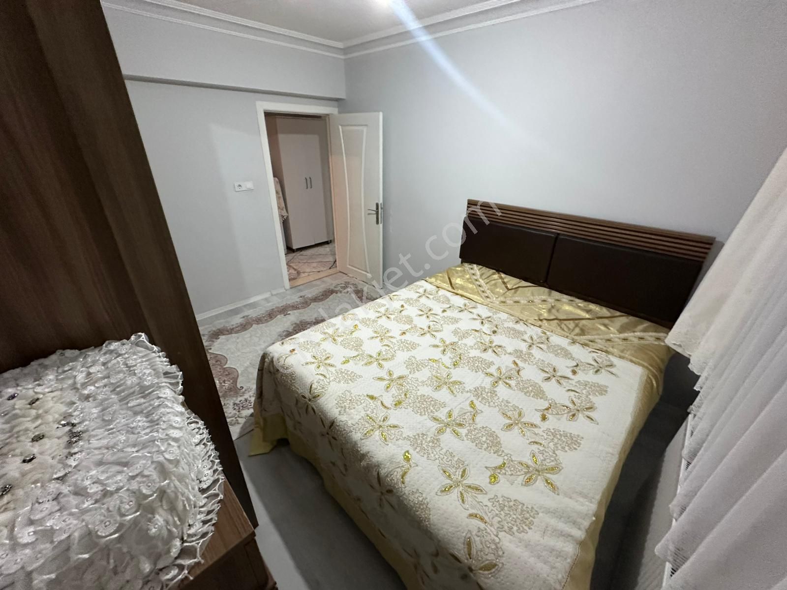 Hayal^den Malazgirt Mh^de Ara Katta Ön Cp. Geniş Full Yapılı Asansörlü 3+1 Daire - Görsel 22