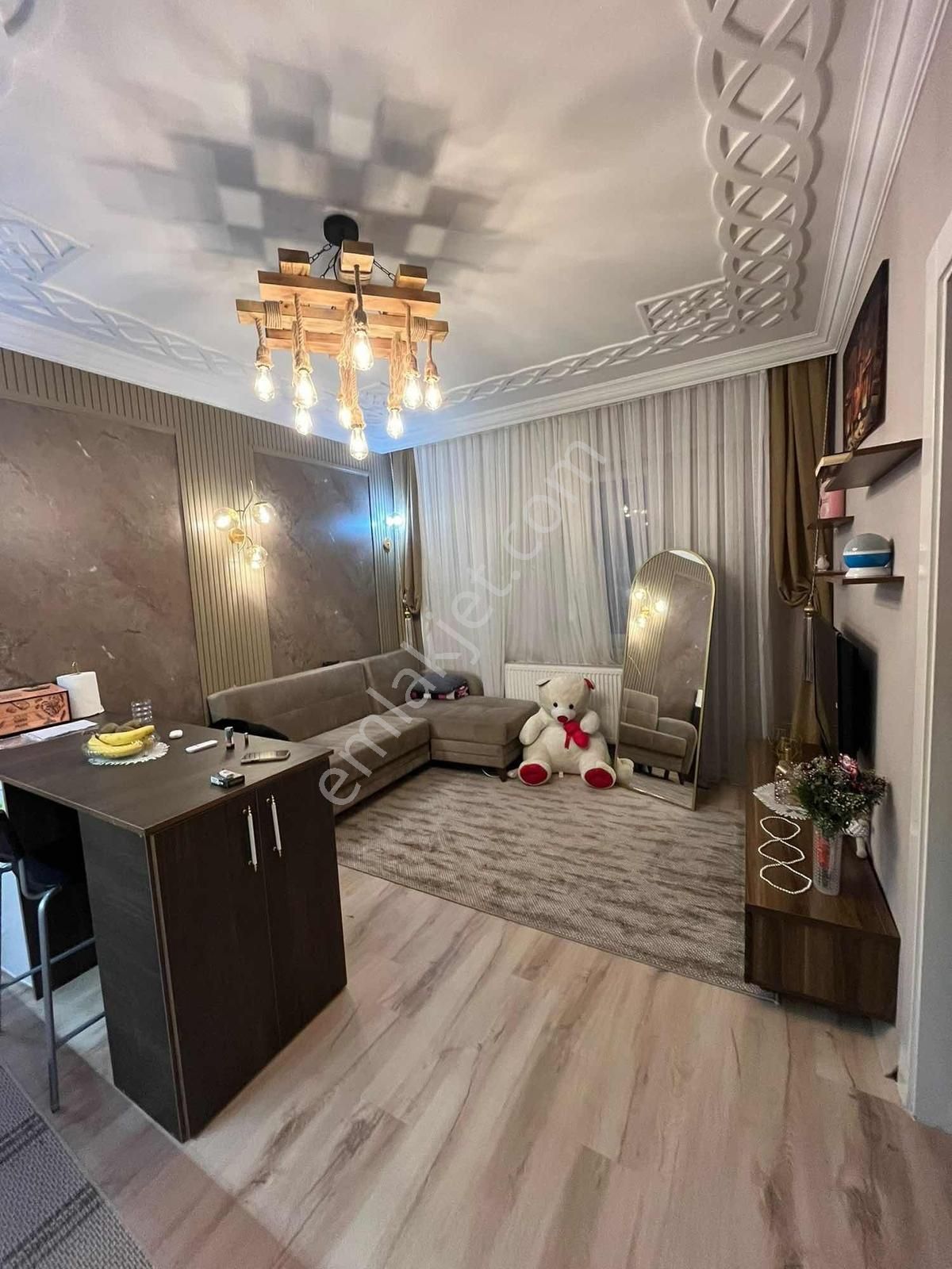 Uzaydan Binevlerde Acil Satılık Lüks Uyğun 1+1 Daire - Görsel 10