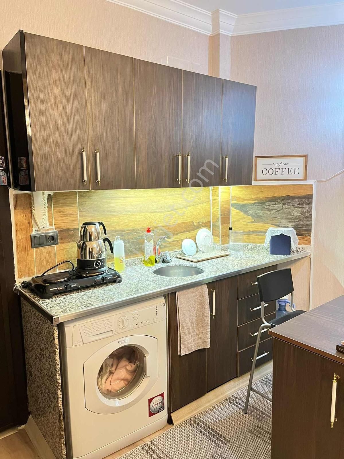 Uzaydan Binevlerde Acil Satılık Lüks Uyğun 1+1 Daire - Görsel 20