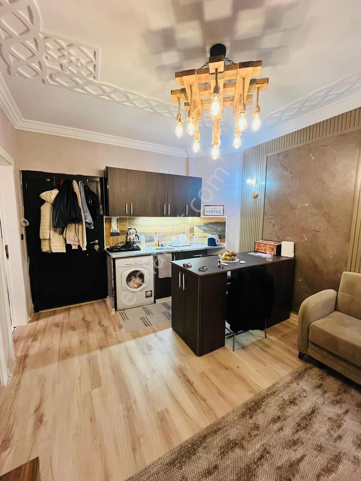 Uzaydan Binevlerde Acil Satılık Lüks Uyğun 1+1 Daire - Görsel 5