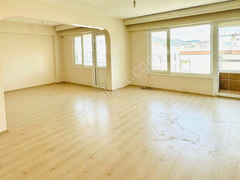 7 Eylül Taksi Yakını Geniş Site İçi Kapalı Mutfak 2+1daire Satılık - Görsel 5