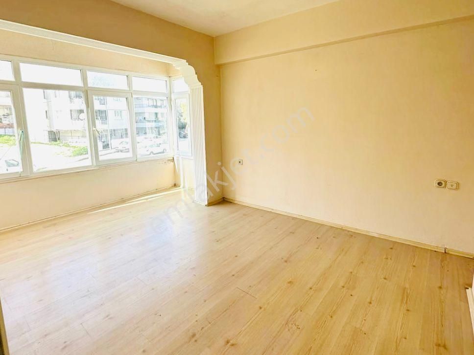 7 Eylül Taksi Yakını Geniş Site İçi Kapalı Mutfak 2+1daire Satılık - Görsel 9