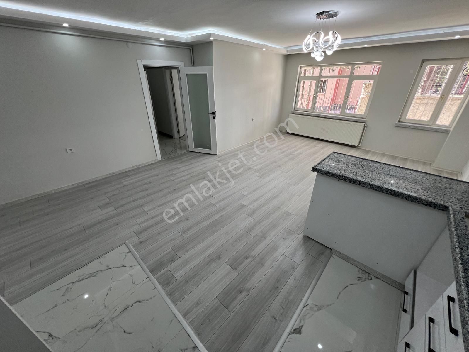 Etlik Mahallesi'nde Full+full Yapılı 2+1 Daire! - Görsel 3