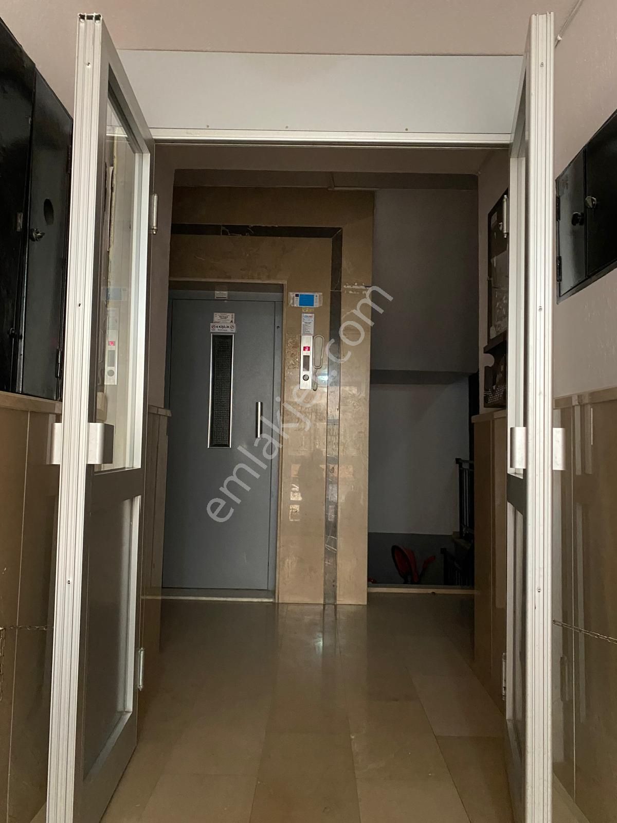 Sancak Mahallesi Sancak Tepe Parkı Karşısı 3+1 Satılık Arakat Bakımlı Daire - Görsel 17