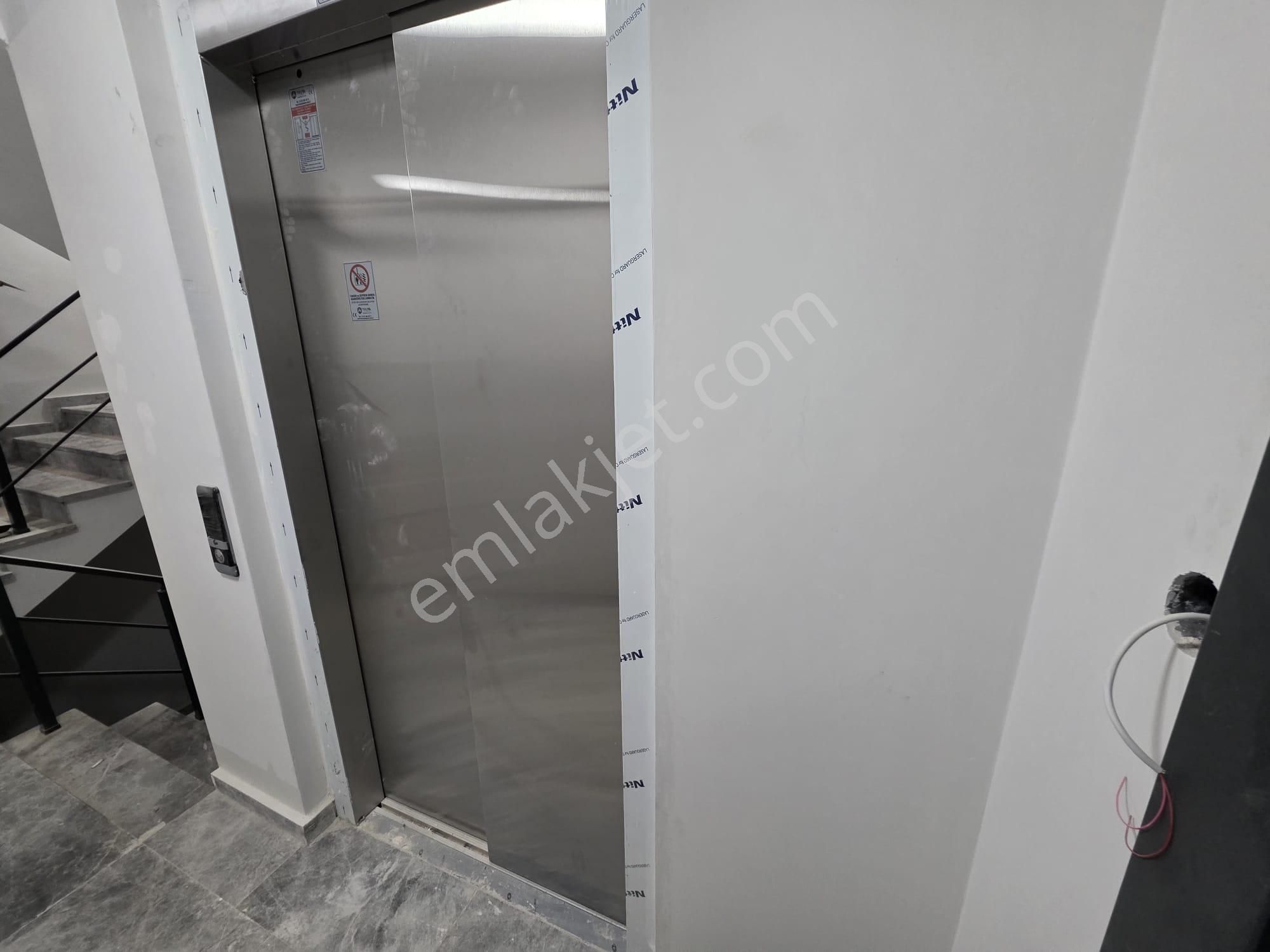 Bahçelievler Yayla Merkez Yakını Sıfır Binada Satılık 3+1 Daire - Görsel 32